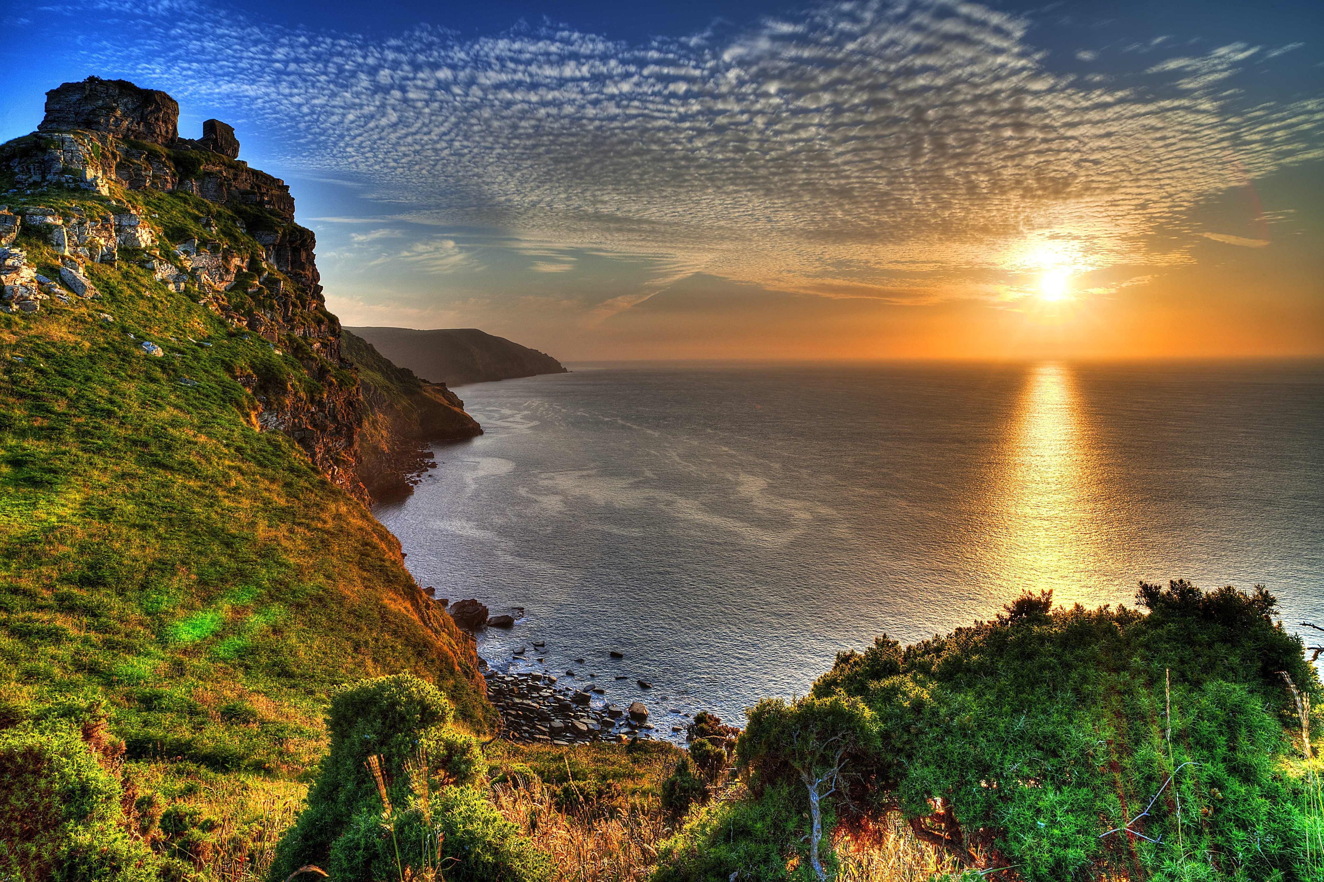 brown, Exmoor National Park, rays, cliff, exmoor, horizon, mountain, national, England, sky, beauty, park, coast, sunset, stones, rocks, 4K, sun, sea, HD Wallpaper