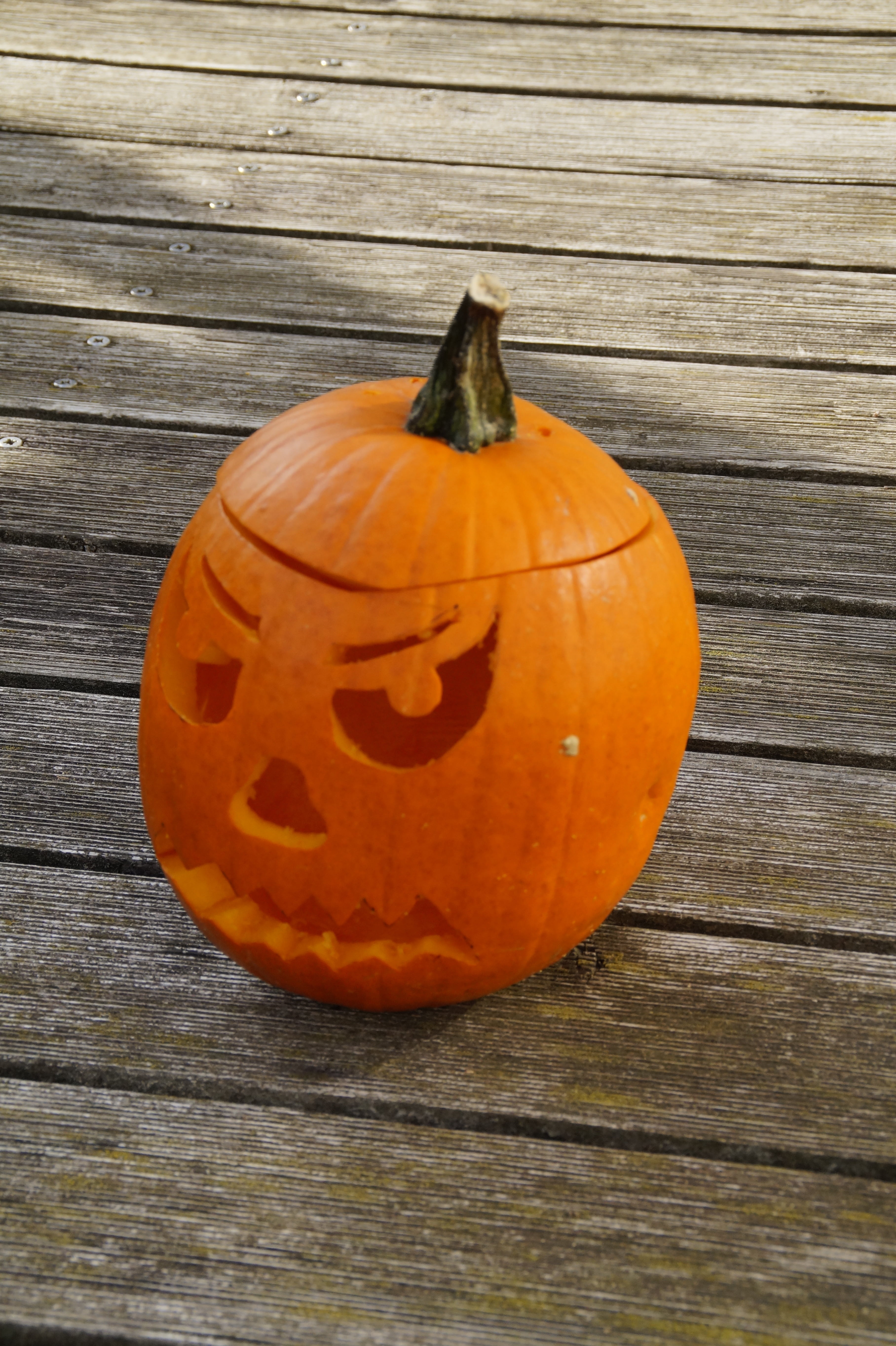 diy pumpkin ghost, halloweenkuerbis, vegetable, celebration, orange color, pumpkin face, carve, jack olantern, close-up, food and drink, vegetarian food, Phone HD Wallpaper
