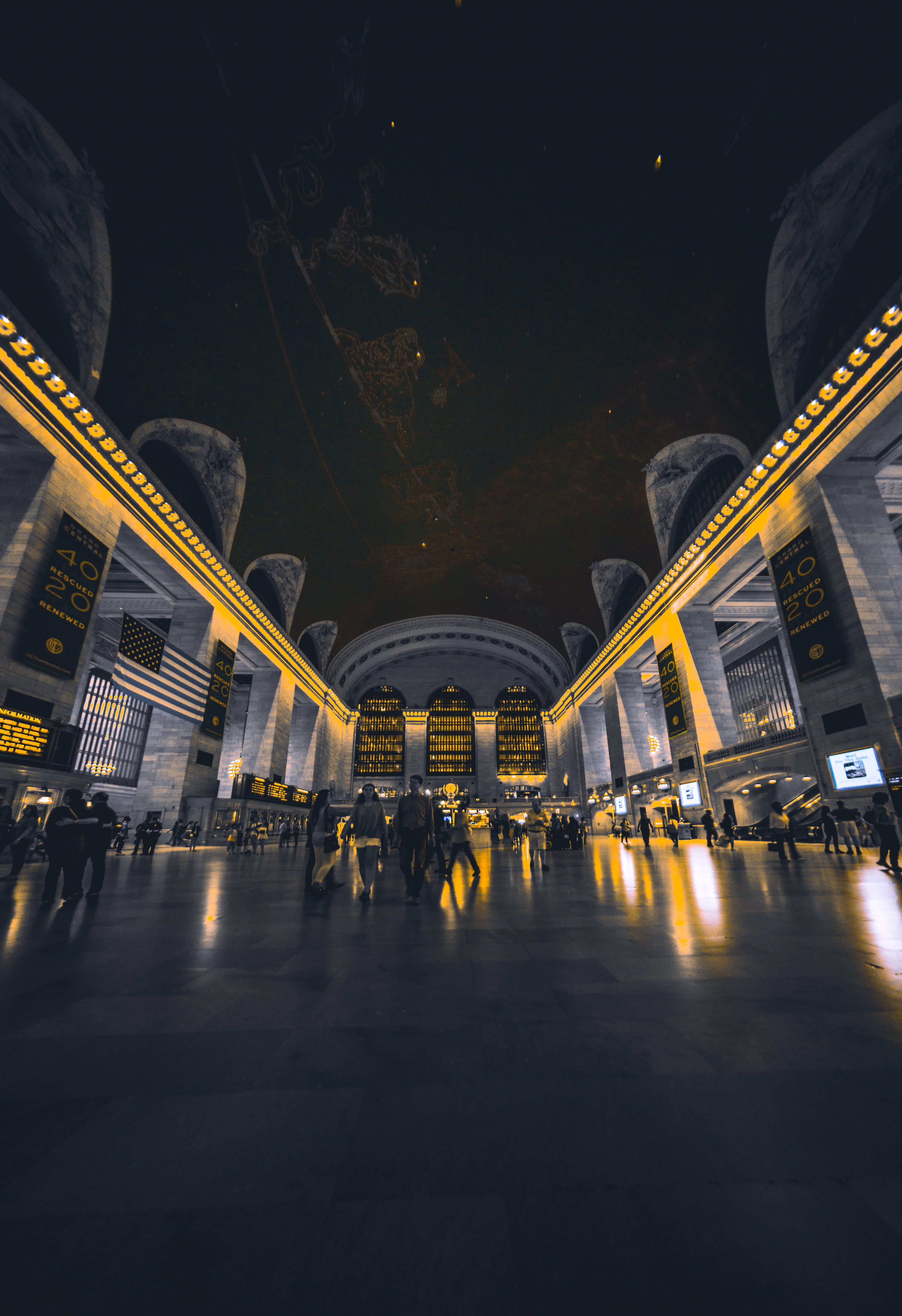 outdoors, rush Hour, tourism, modern, light, blurred Motion, yellow, people Traveling, road, commuter, mode of Transport, street, light - Natural Phenomenon, Phone HD Wallpaper