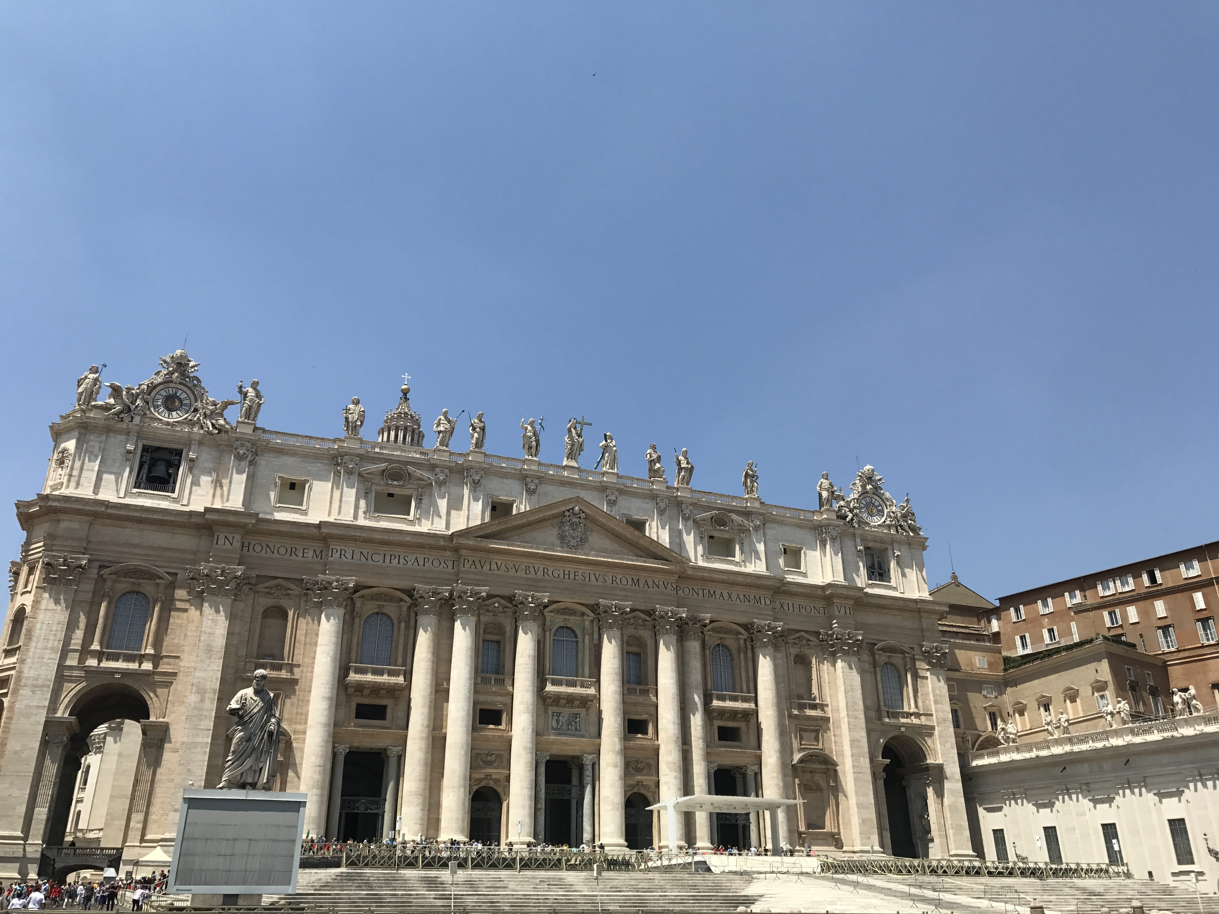 pope, sky, colonnade, landmak, built structure, outdoors, cultural, the past, 4K, behemoath, architecture, low angle view, government, wanderlust, facade, HD Wallpaper