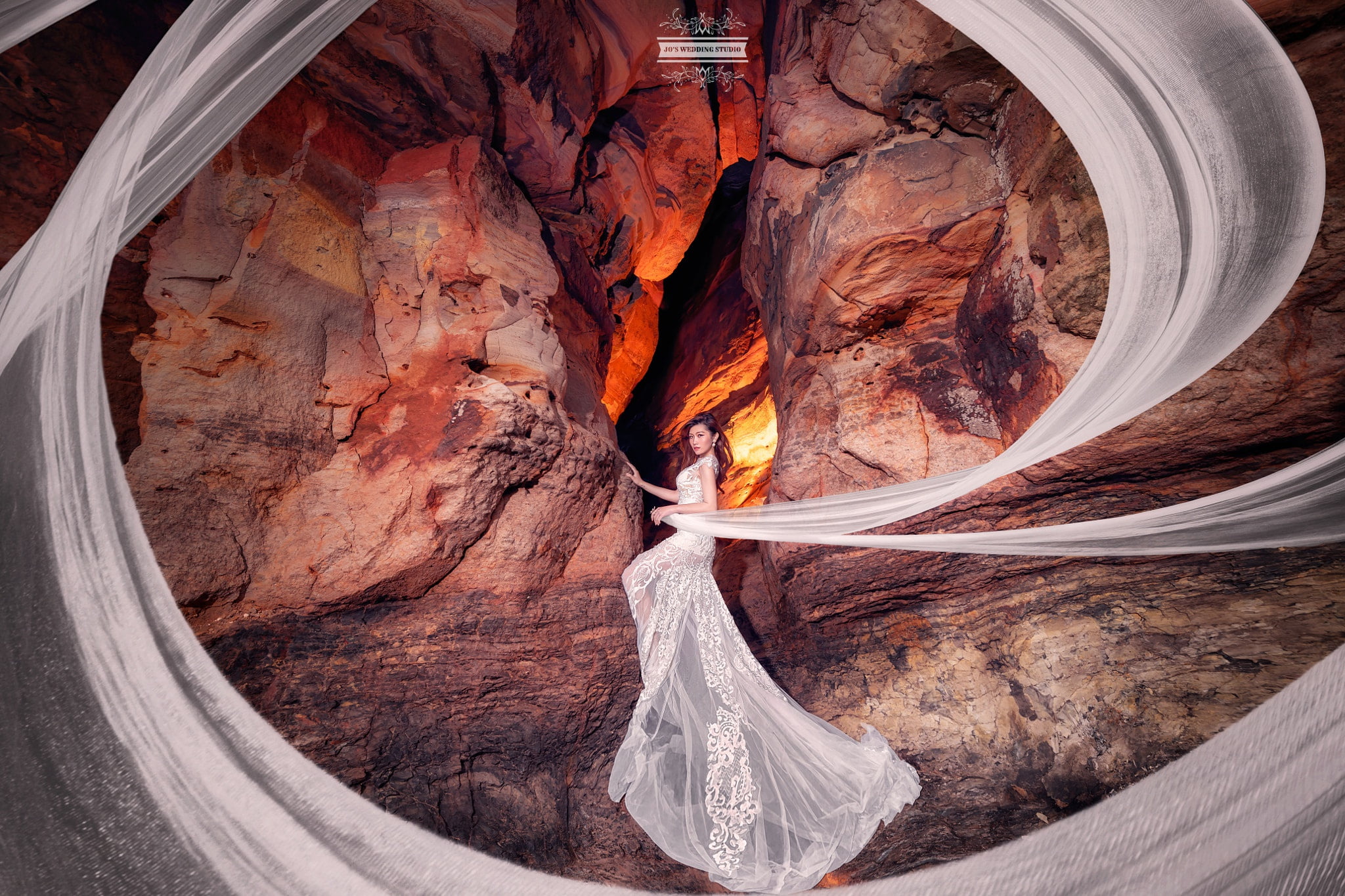 rocks, look, 1080P, train, girl, dress, photo, Joshua Chang, HD Wallpaper