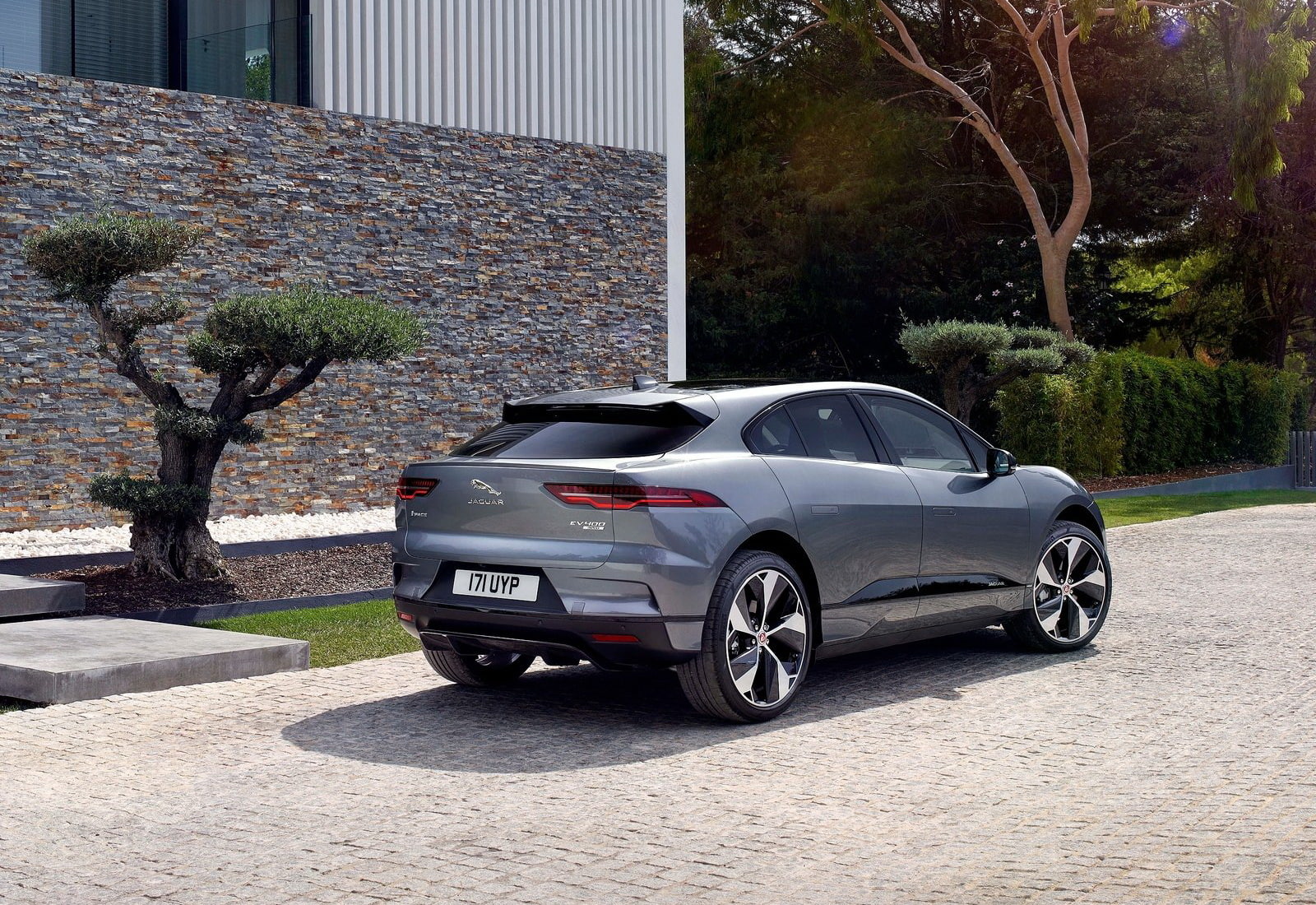 land vehicle, 720P, i-pace, outdoors, mode of transportation, city, motor vehicle, luxury, car, tree, footpath, built structure, nature, jaguar, street, HD Wallpaper