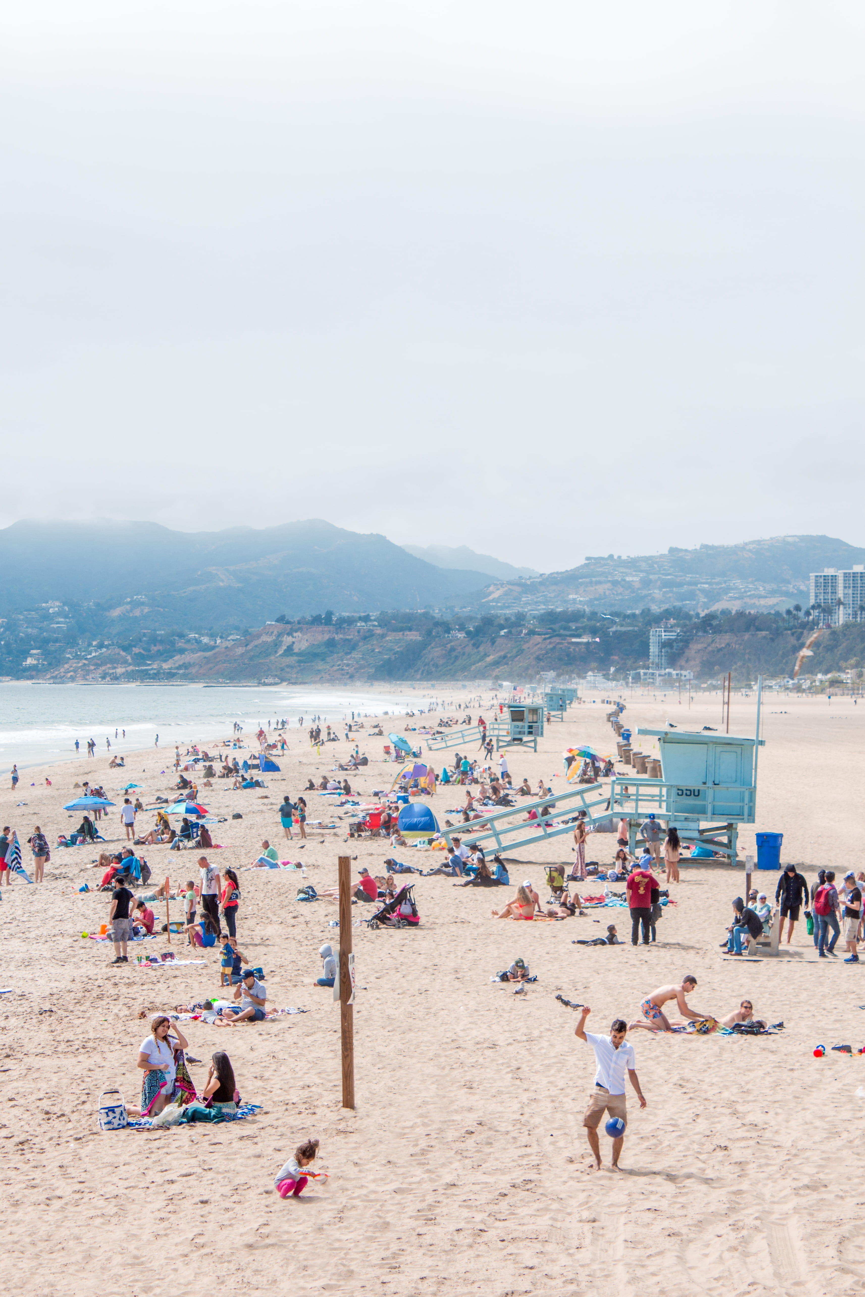 5K, nature, trip, day, waves, sky, united states, santa monica, real people, outdoors, vacations, leisure activity, monica, relaxation, santamonica, crowd, Phone HD Wallpaper