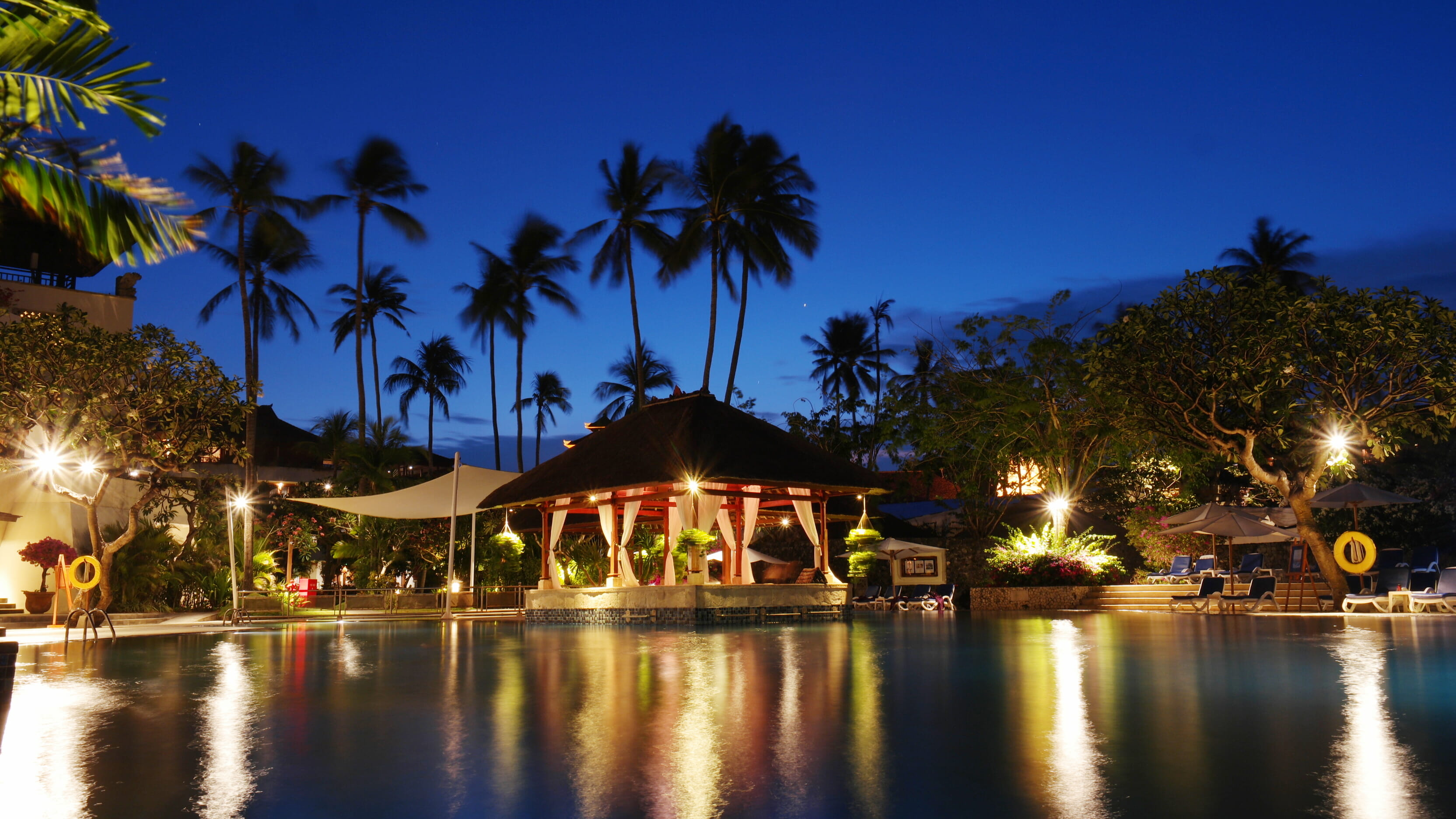 travel destinations, building exterior, villa, kuta selatan, architecture, reflection, indonesia, swimming pool, tent, no people, tropical, human, illuminated, HD Wallpaper