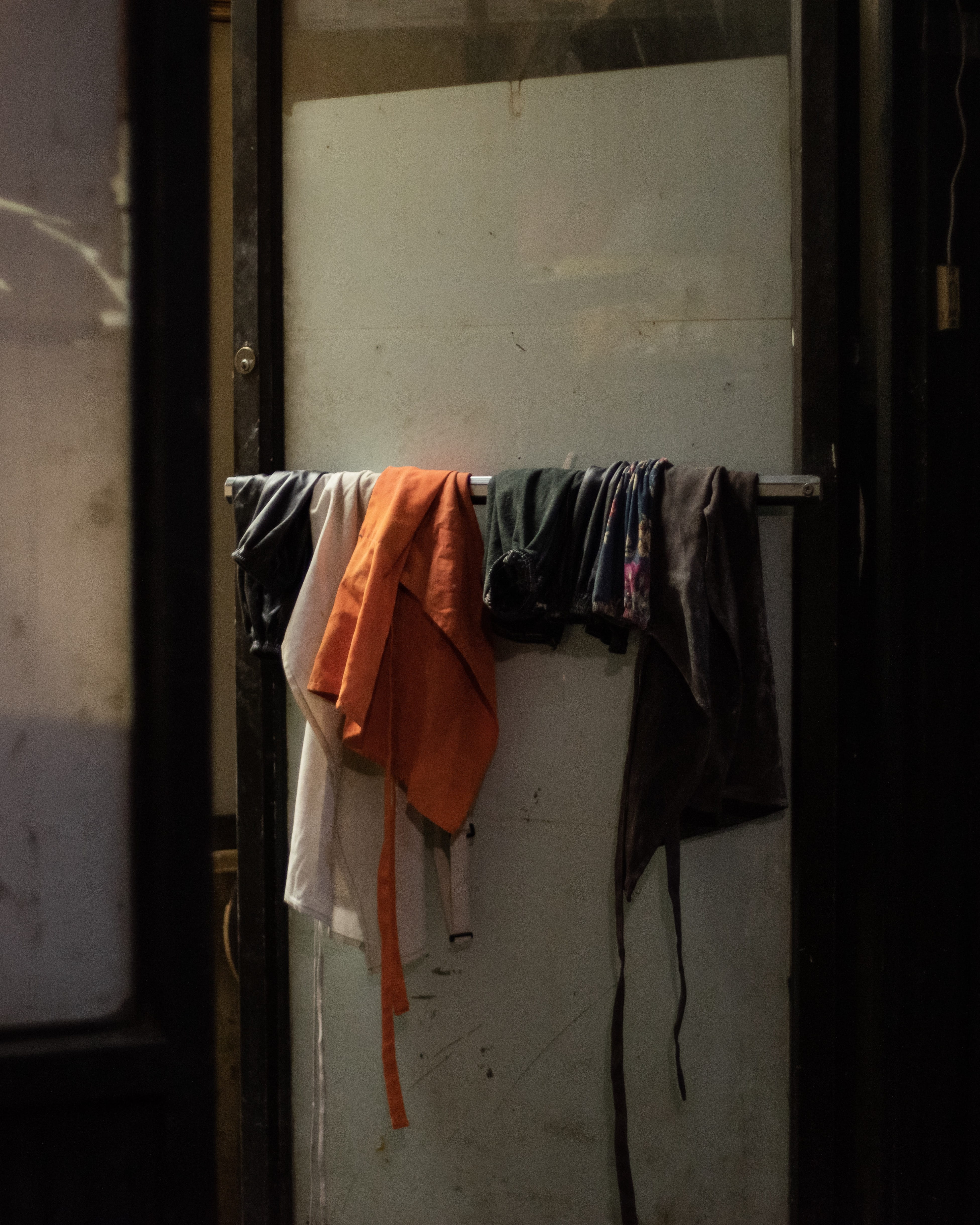 architecture, srick, coathanger, grungy, overcoat, color, usa, clothing, wall - building feature, cleaning, apparel, robe, rack, built structure, still life, Phone HD Wallpaper