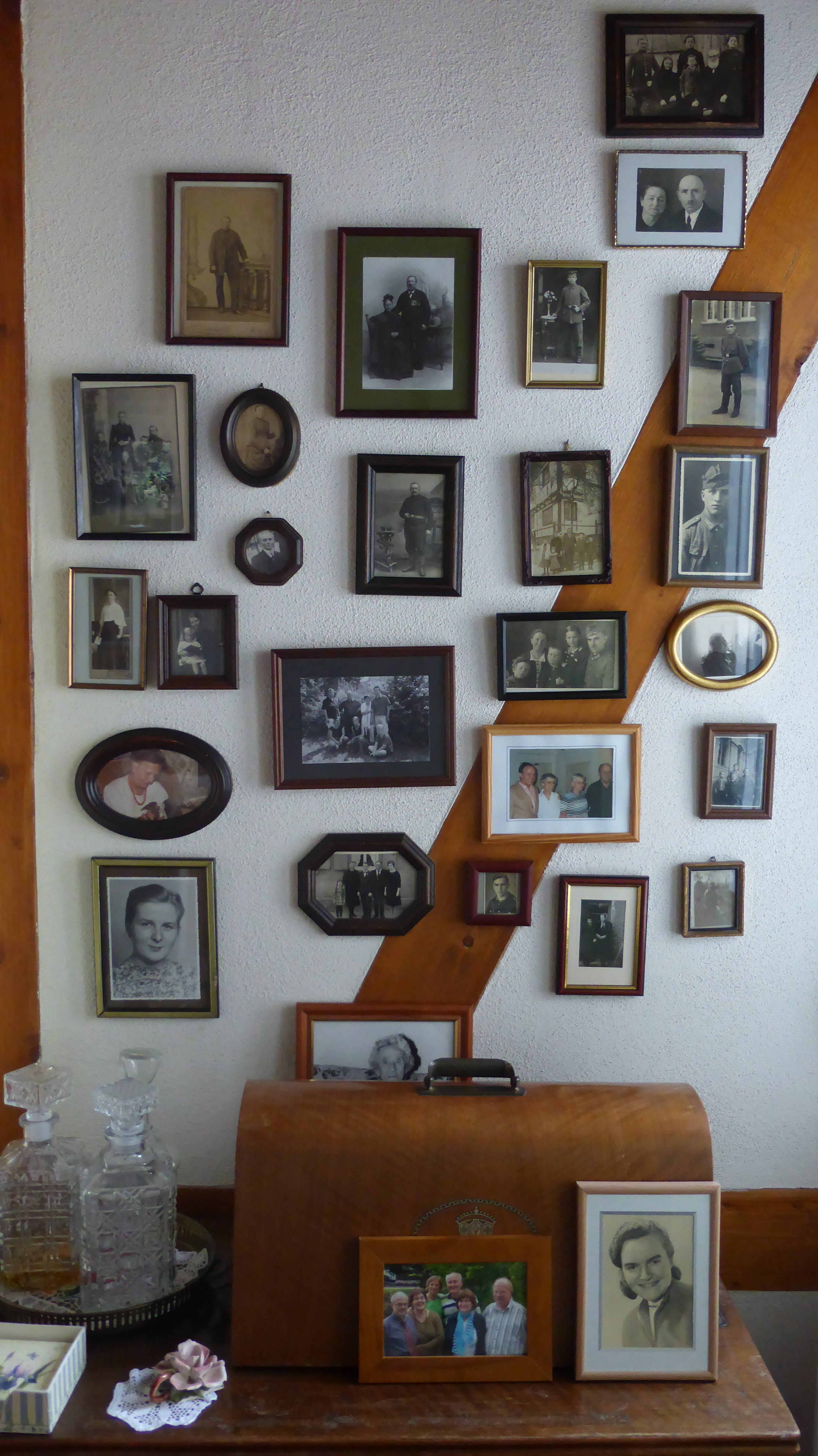 home, art and craft, Gallery, bottles, container, wall - building feature, collection, table, romance, shelf, indoors, arrangement, rustic, paintings, gallery of ancestors, Phone HD Wallpaper