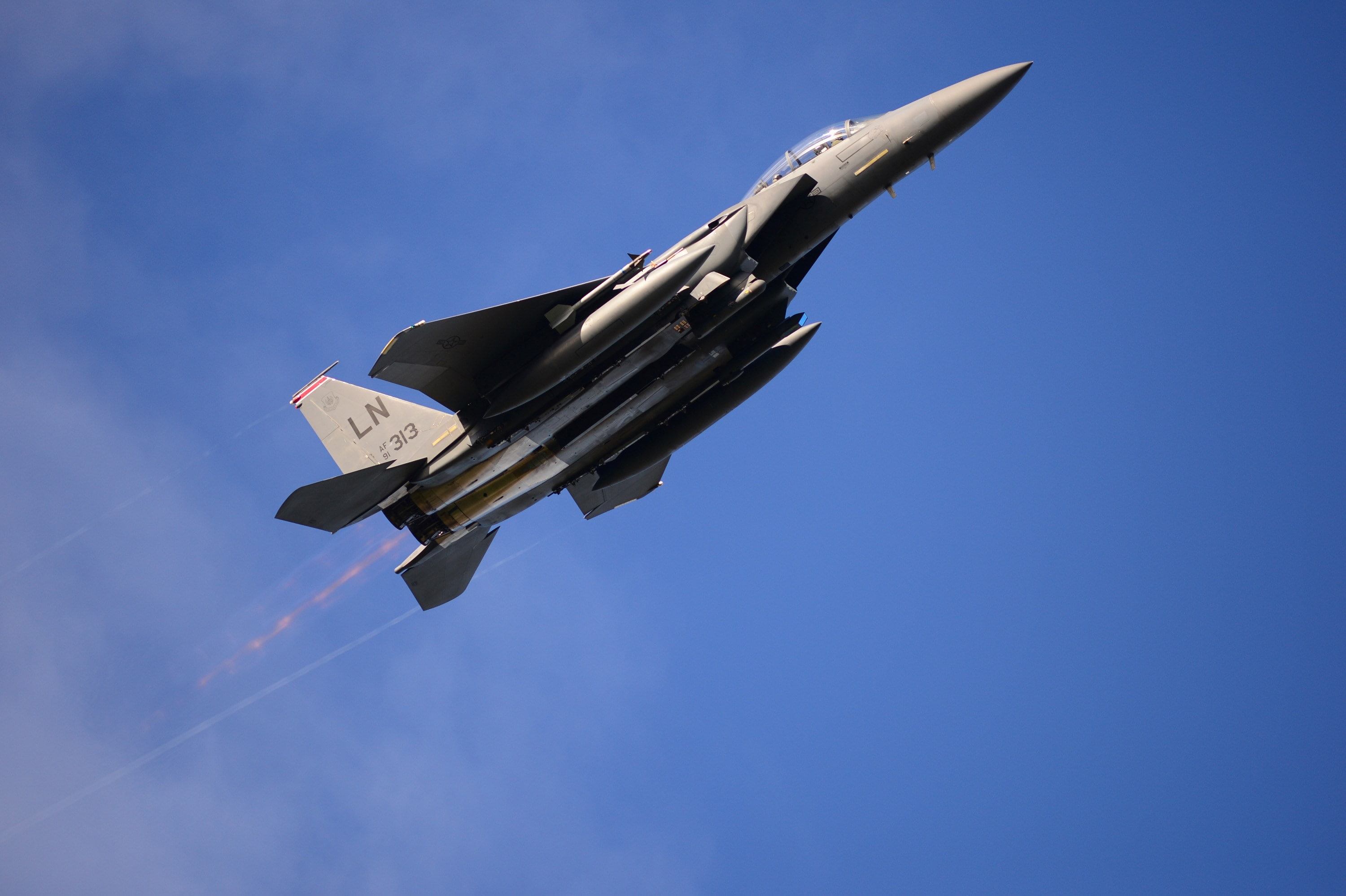 plane, airplane, on the move, mcdonnell douglas f 15e strike eagle, military, day, blue, weapon, sky, motion, clear sky, no people, copy space, transportation, HD Wallpaper