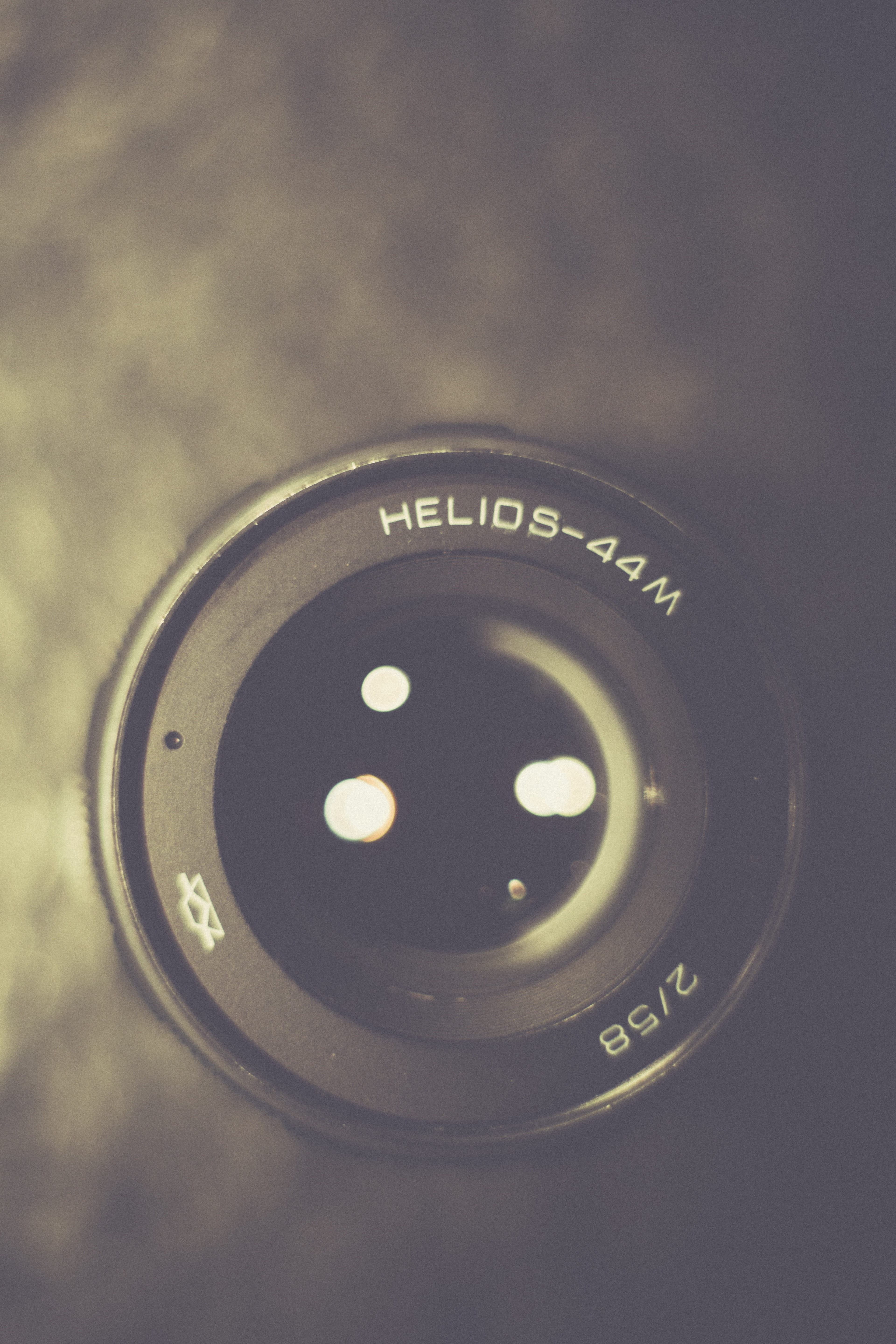 hipster, antique, old camera, high angle view, vintage, camera, circle, photograph, full frame, photo camera, style, technology, focus on foreground, aerosol can, Phone HD Wallpaper