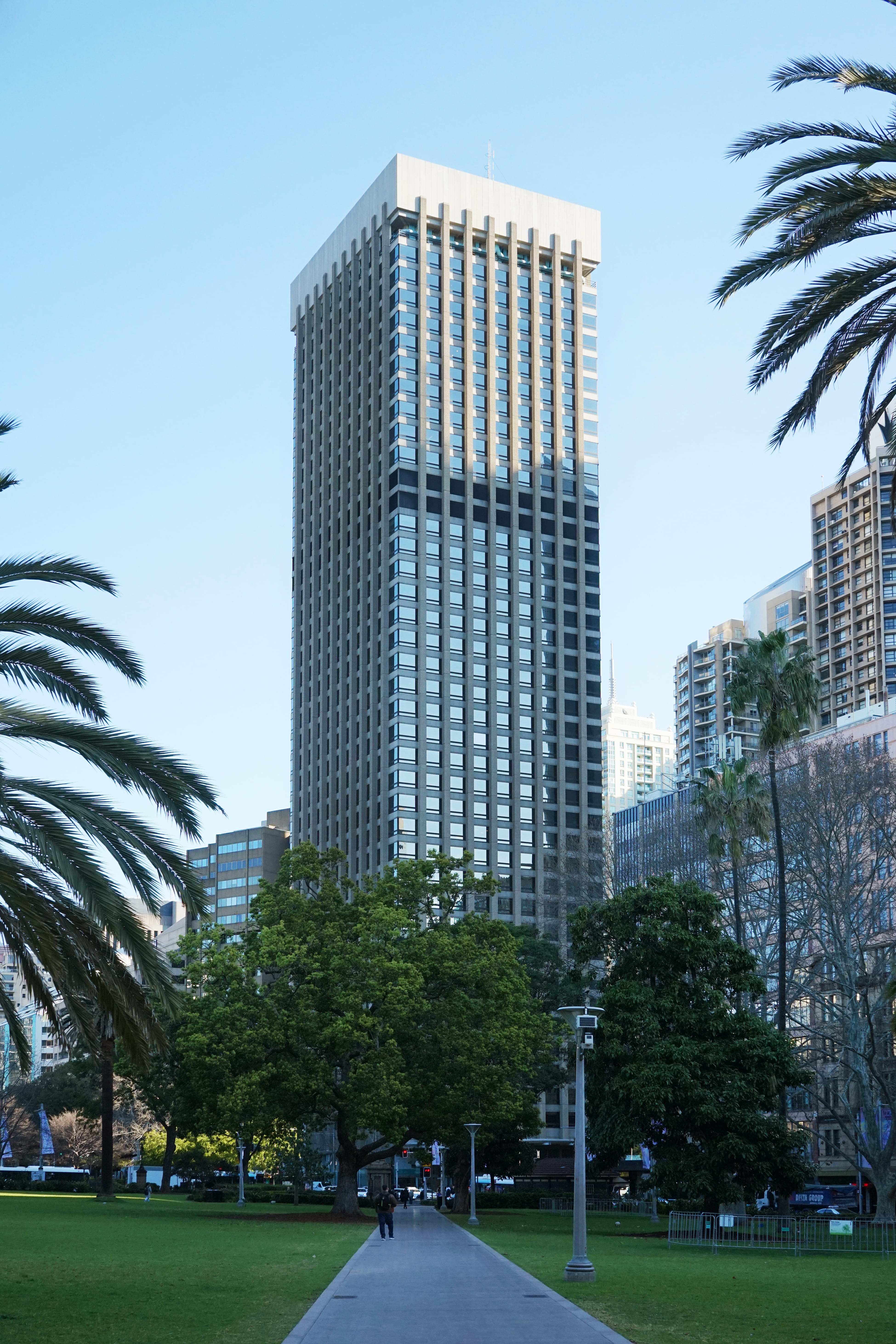 nature, outdoors, built structure, modern, australia, low angle view, tree, facade, modernist, skyscraper, palm tree, office, city, sky scraper, tower, Phone HD Wallpaper