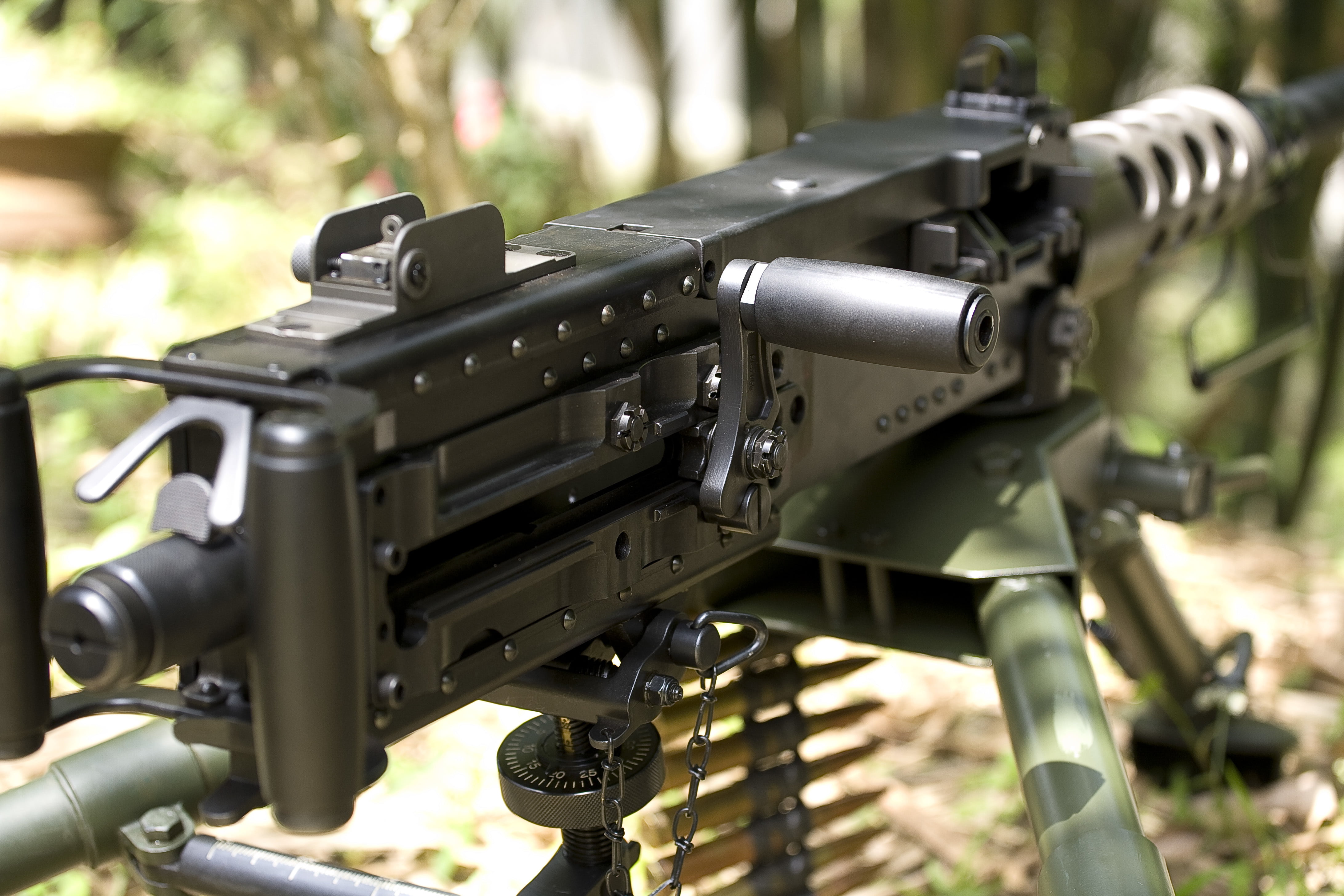 nature, machine gun, security, black, gray, outdoors, equipment, 4K, focus on foreground, camera - photographic equipment, weapon, gun, Browning M2, photography themes, HD Wallpaper