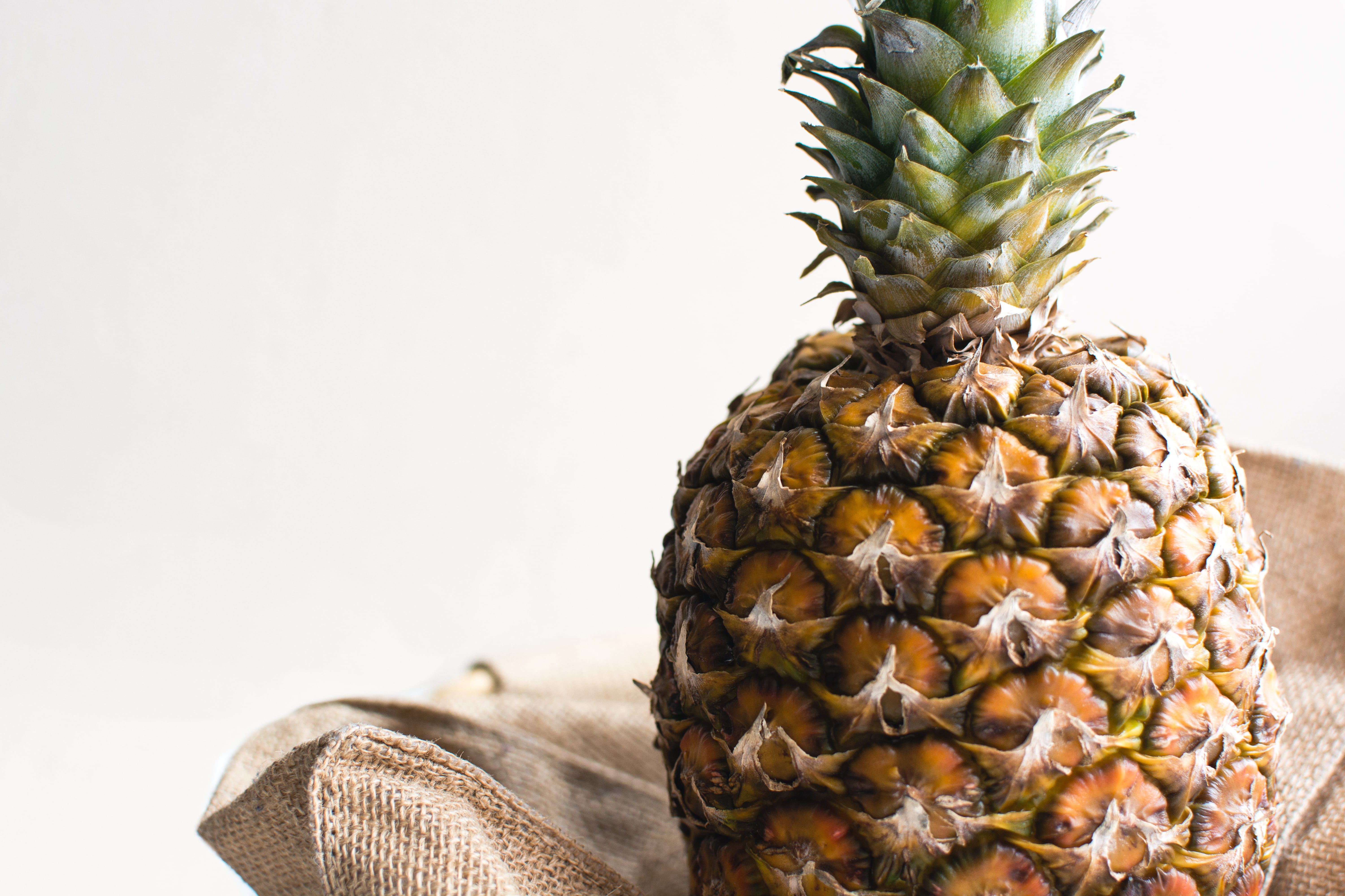 fruit, 5K, indoors, food And Drink, food, home, tropical climate, still life, pattern, no people, yellow, studio shot, white background, close-up, natural condition, HD Wallpaper