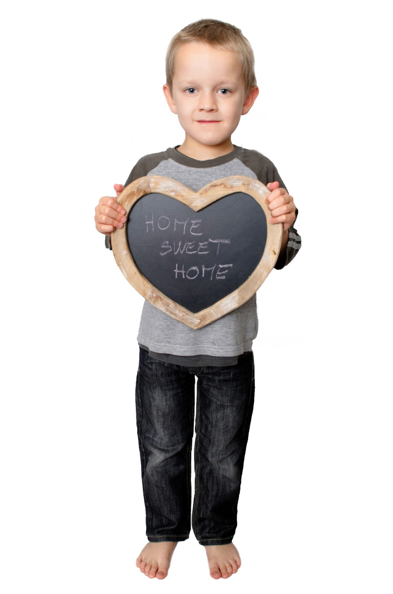 people, text, men, bairn, letter, boy, pre-adolescent child, western script, shaped, boys, child, baby, 1080P, home, heart shaped, indoors, males, written, Phone HD Wallpaper
