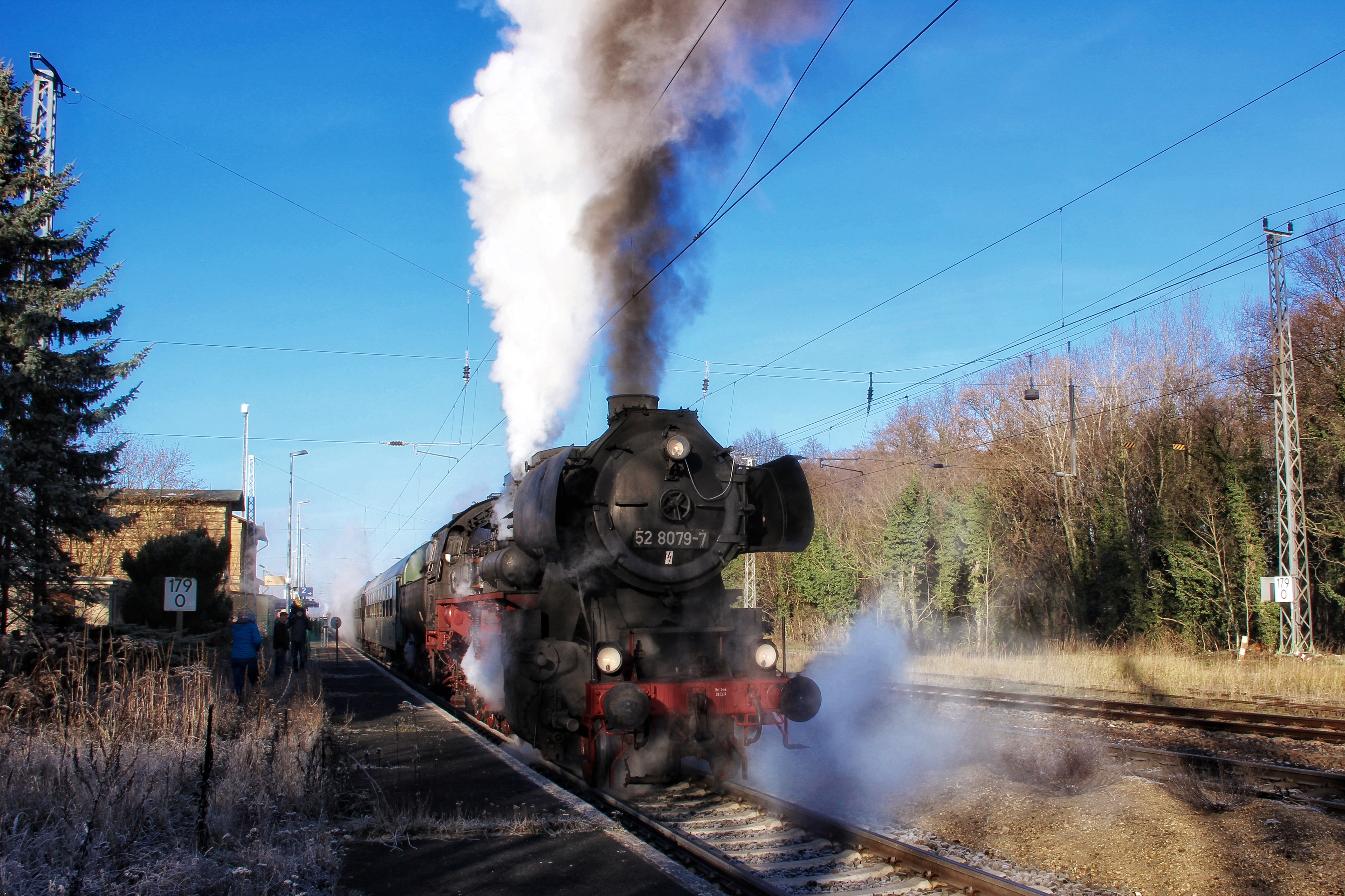 railroad Track, nostalgia, war locomotive, locomotive, smoke - Physical Structure, rail transportation, environment, sky, nature, steam Train, 5K, steam, HD Wallpaper