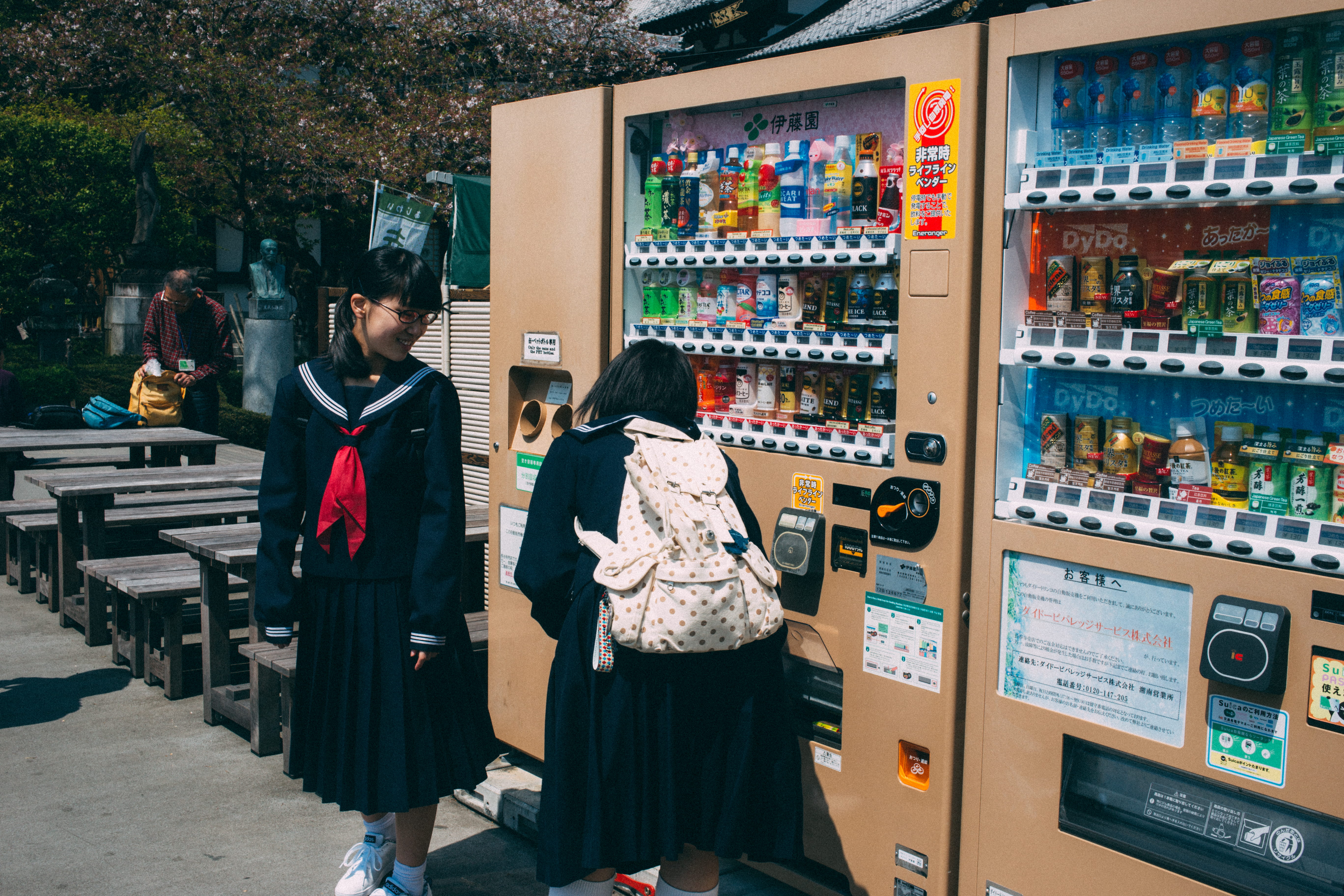 shopping, people, 5K, uniforms, japanese girls, retail, bottle, drinks, outfit, container, leisure activity, real people, kamakura, women, business, adult, HD Wallpaper
