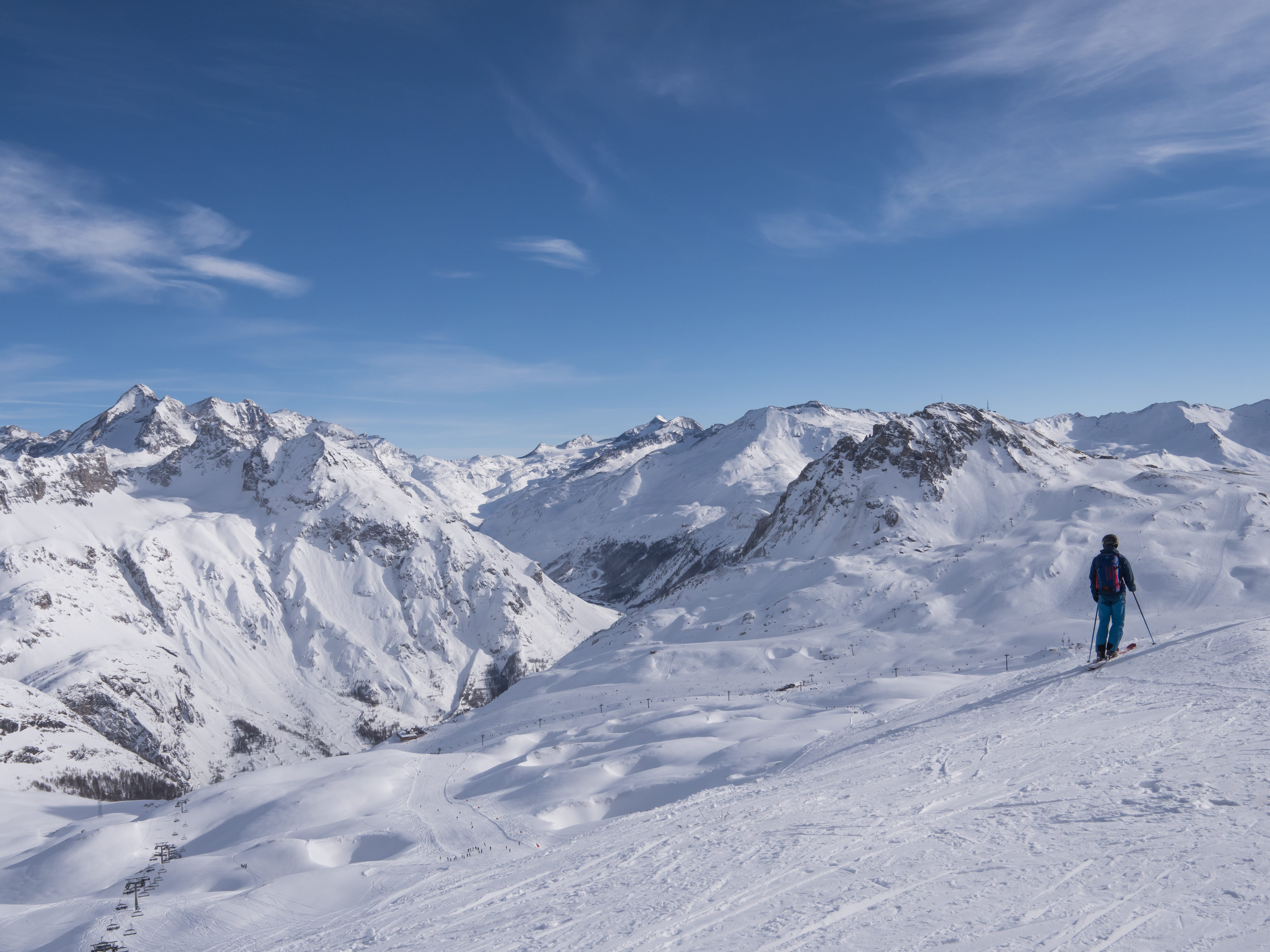 winter sport, mountain range, sky, activity, leisure activity, winter, scenics - nature, real people, view, man, touviere, snowcapped mountain, beauty in nature, HD Wallpaper