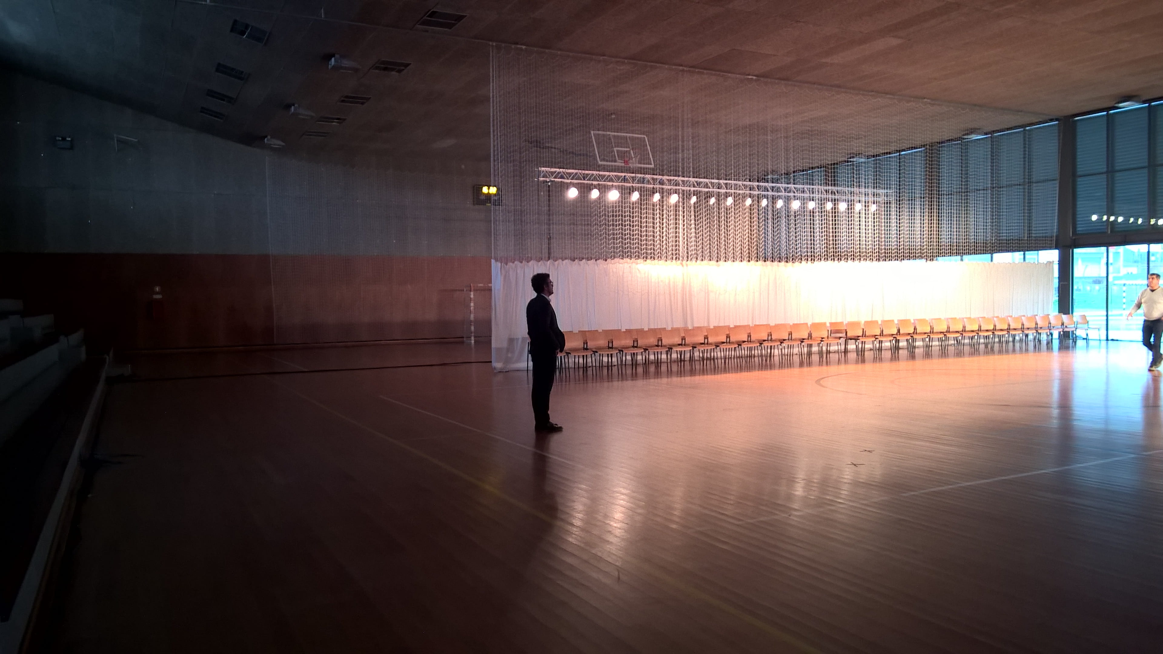 rear view, indoors, one person, ceiling, transportation, lighting equipment, travel, architecture, walking, flooring, stadium, tunnel, corridor, court, HD Wallpaper