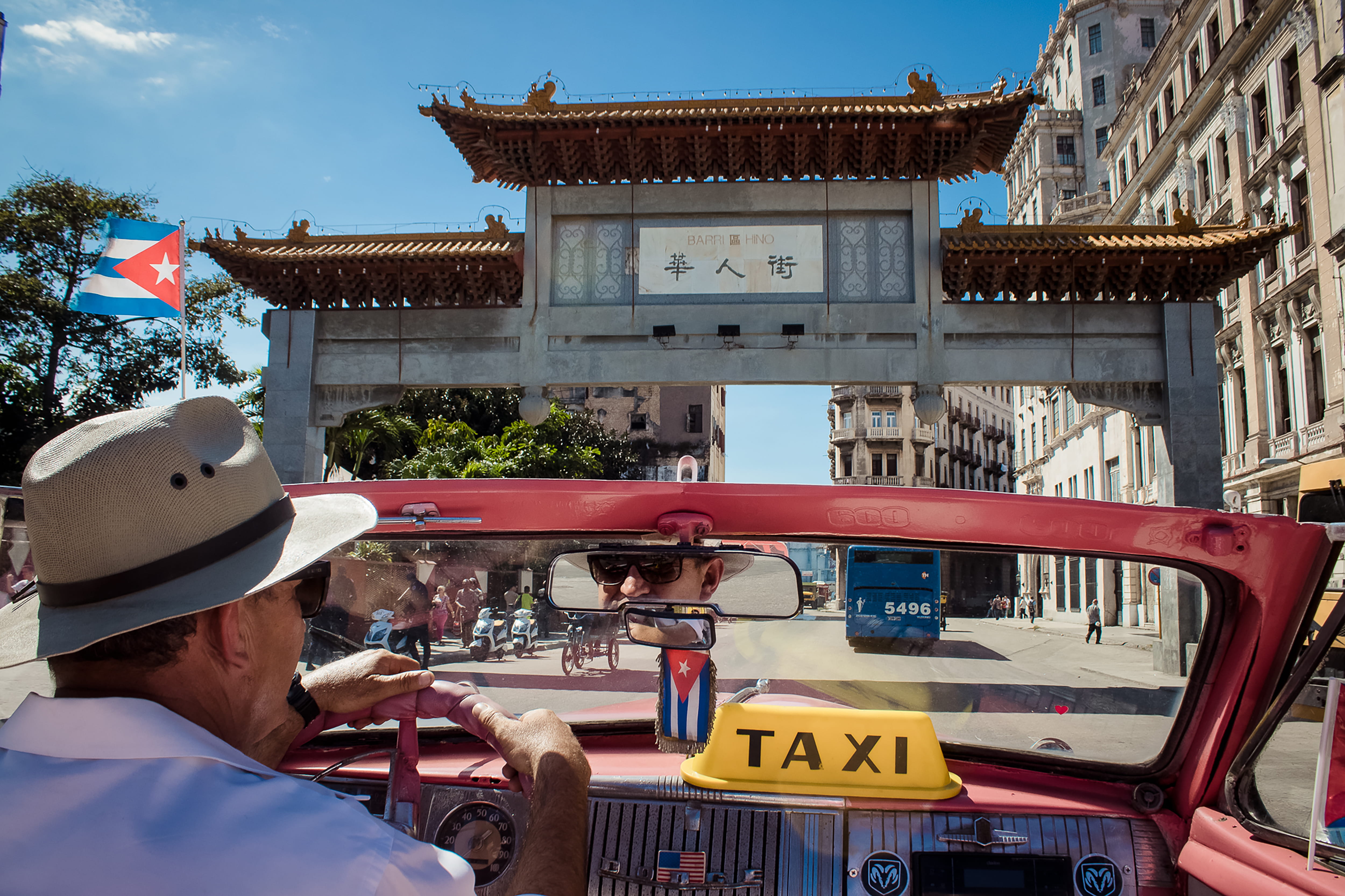 building exterior, sun, red, group of people, communication, automobile, havana, outdoors, sun hat, adult, architecture, text, headshot, non-western script, HD Wallpaper
