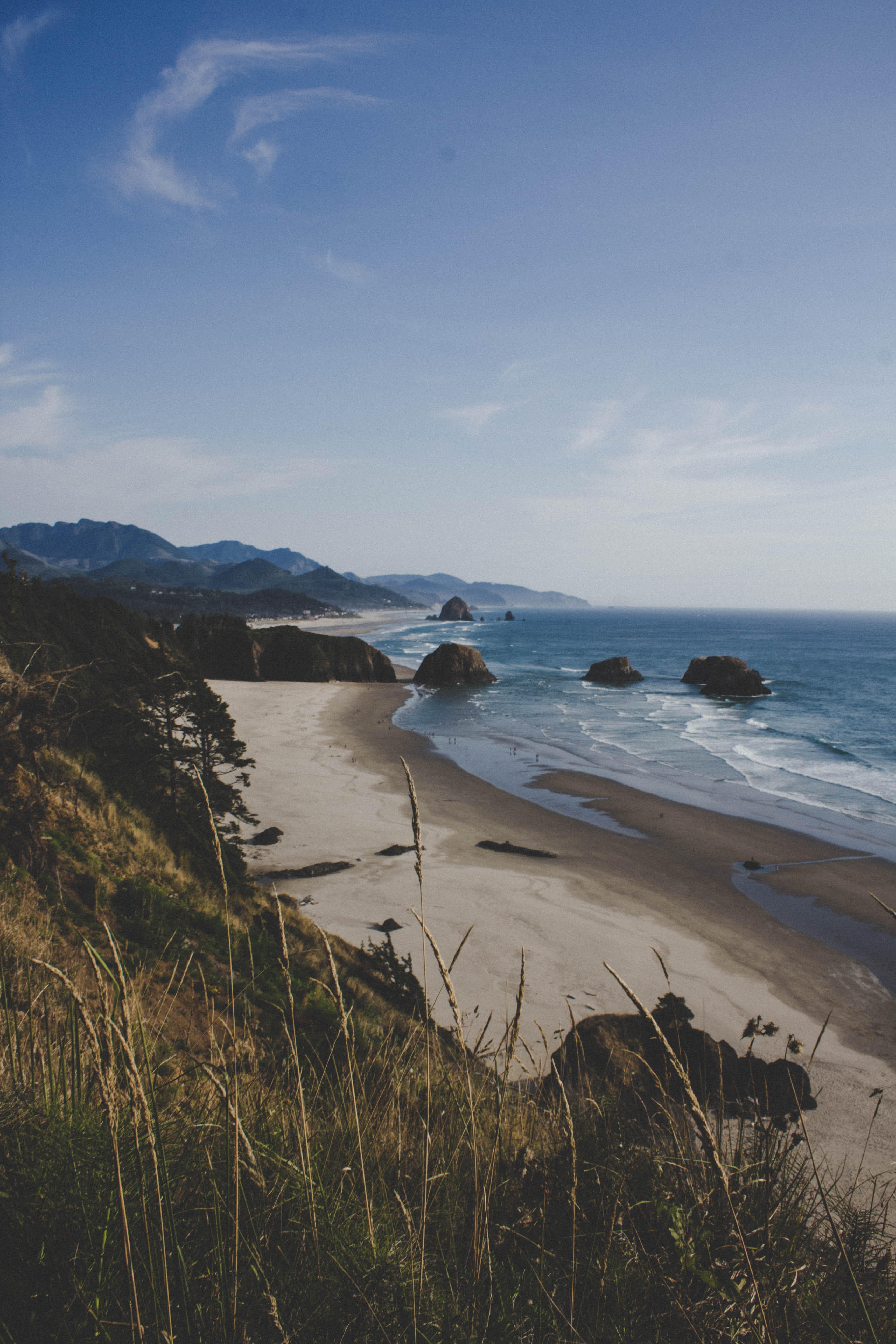 5K, oregon coast, mountains, grass, no people, plant, ocean, wave, view, horizon over water, ocean photography, day, sky, water, ecola state park, landscape, Phone HD Wallpaper