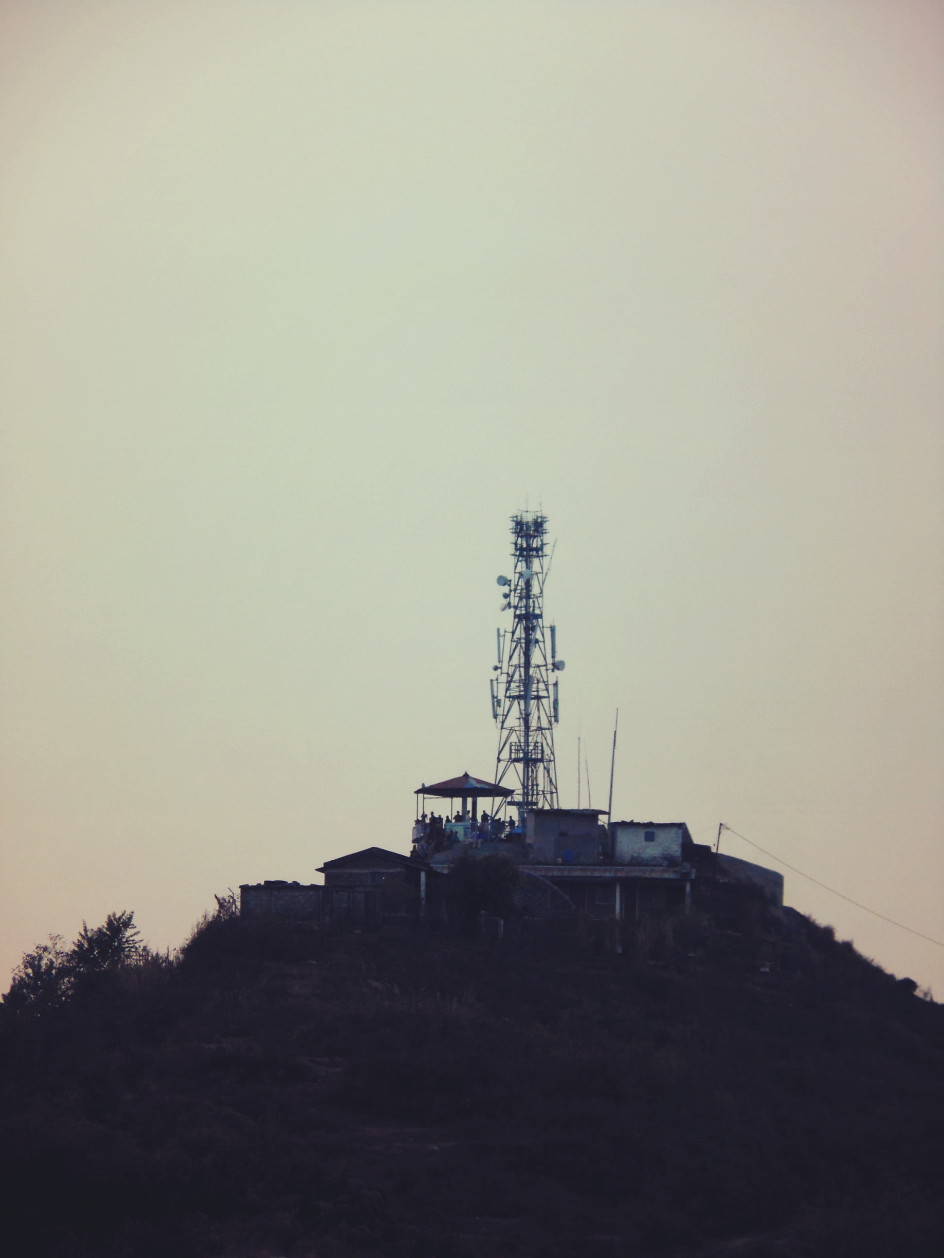 huts, daytime, antenna - aerial, nature, steel, global communications, outdoors, technology, shacks, sky, stainless, concrete, built structure, telecommunications equipment, Phone HD Wallpaper
