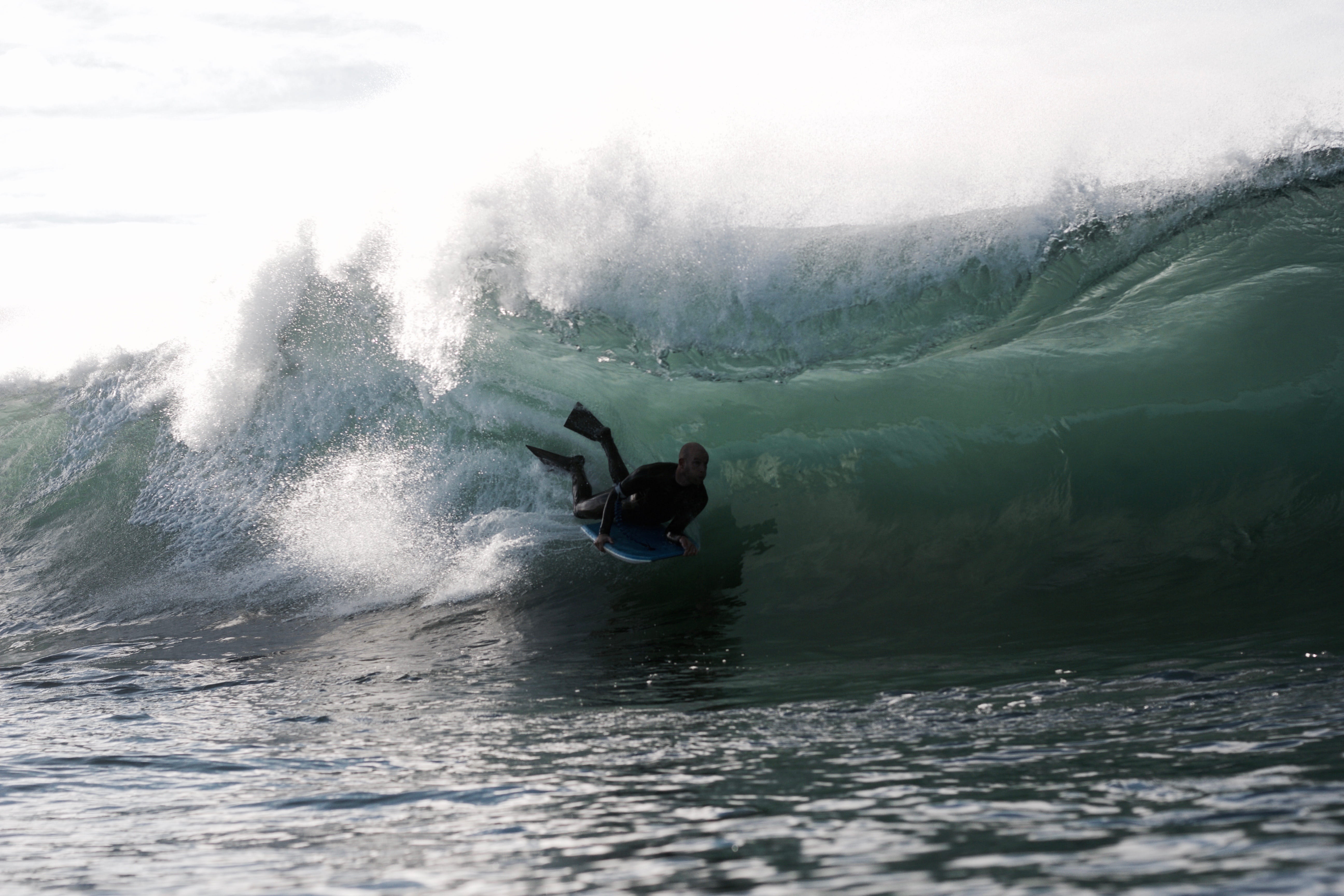 power in nature, blue, 5K, lifestyles, aquatic sport, extreme sports, motion, wave, seascape, sport, skill, action, waterfront, waves, sea, leisure activity, HD Wallpaper