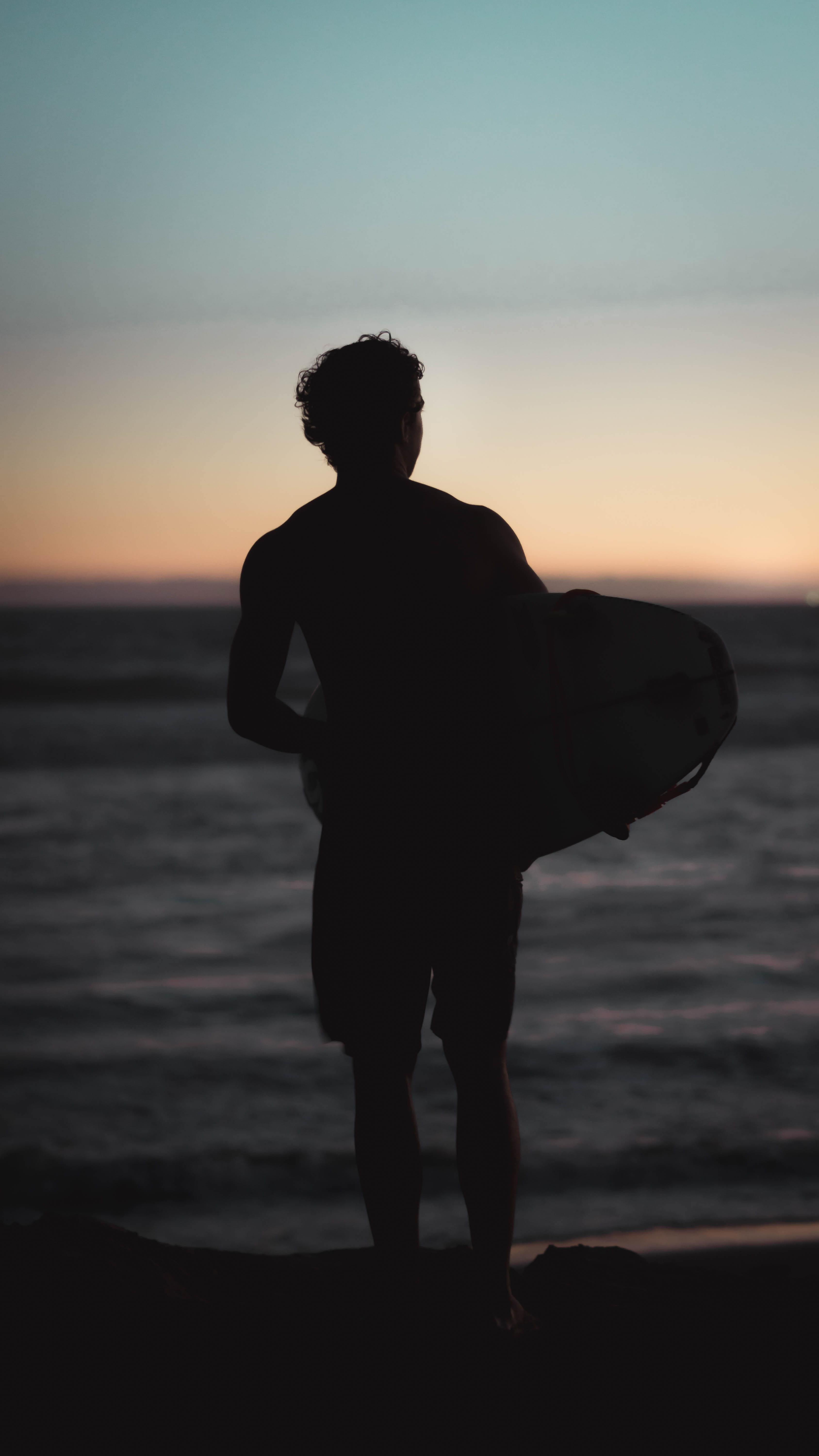 5K, water, leisure activity, nature, beach, sunset, holding, horizon over water, full length, horizon, sky, one person, lifestyles, real people, bodyboard, Phone HD Wallpaper