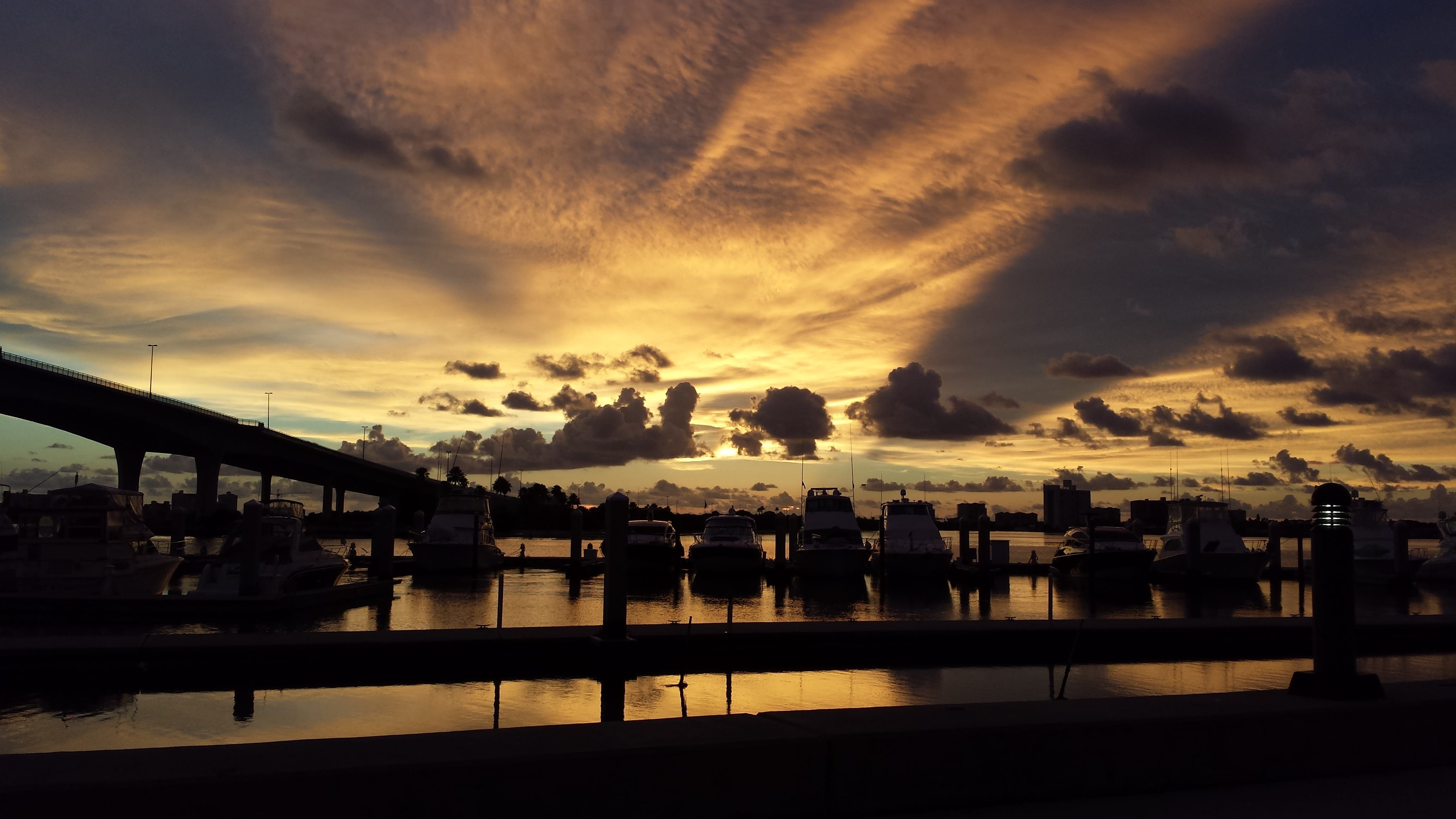 boats, water, ocean, building exterior, clearwater, sunset, county, orange color, no people, florida, coast, city life, railing, sky, city, pinellas, architecture, HD Wallpaper