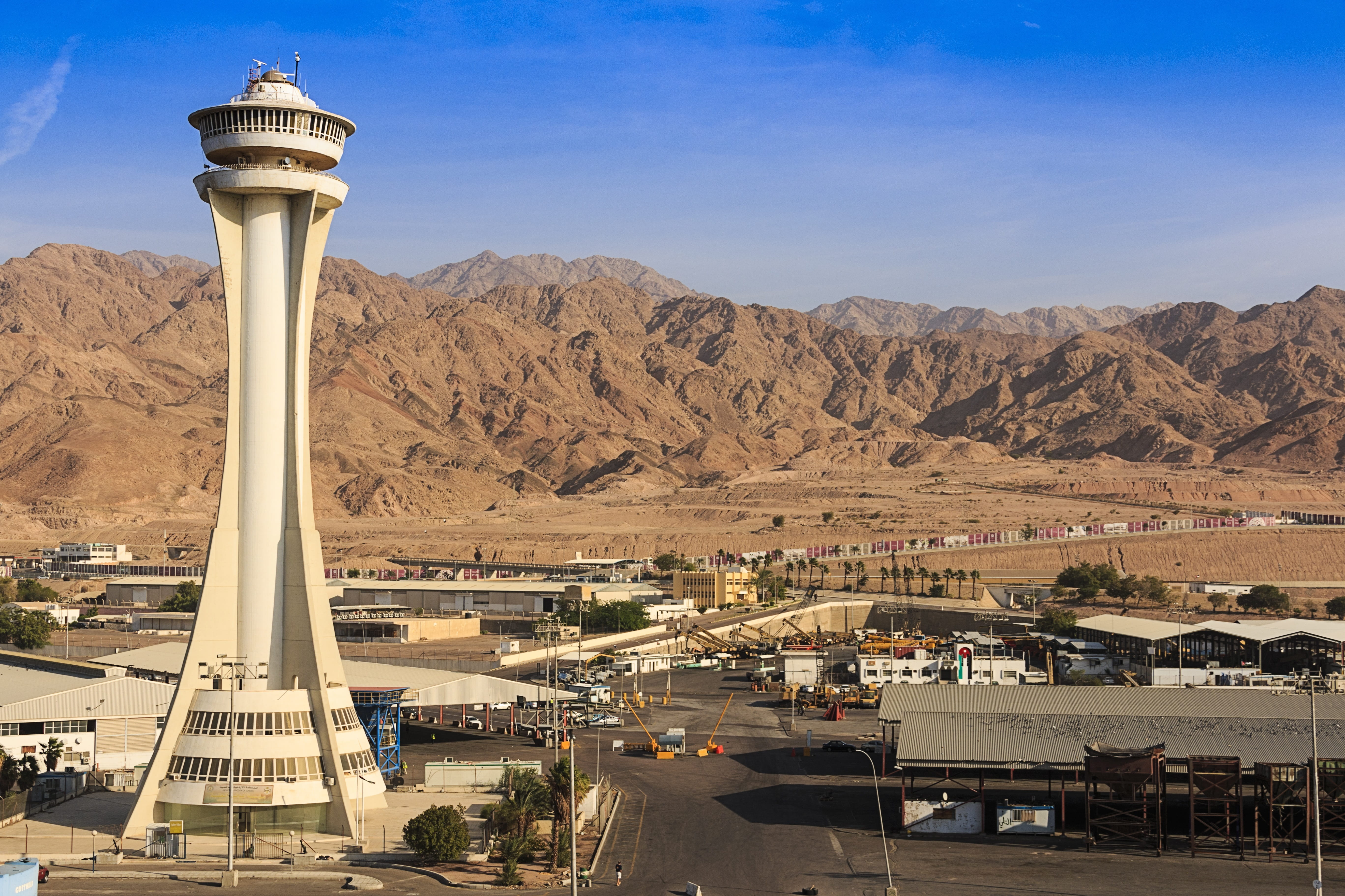 gulf, transportation, city, building, outdoors, mode of transportation, jordan, cityscape, mountain, tourism, scenery, building exterior, aqaba, built structure, HD Wallpaper