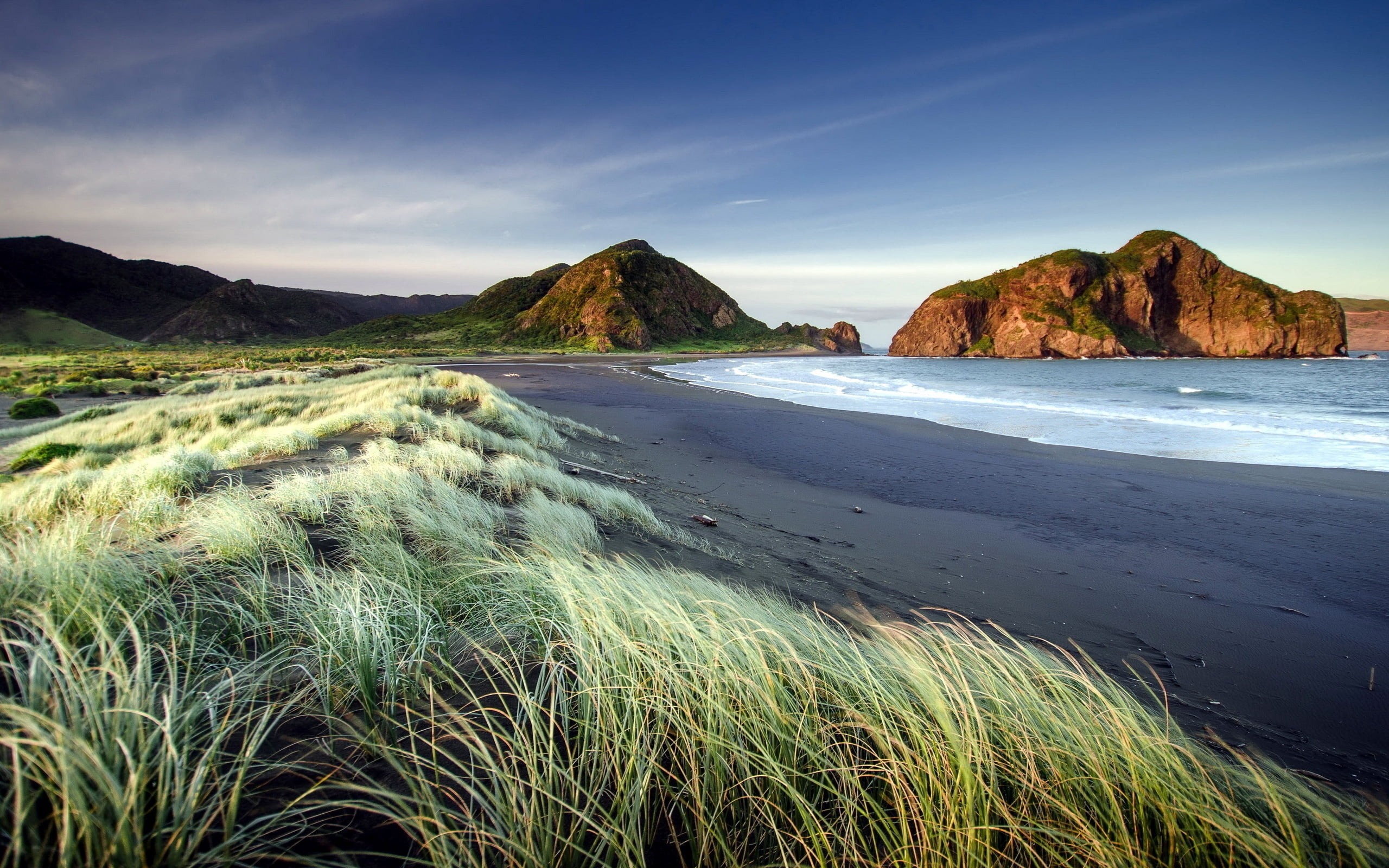beauty In Nature, atlantic Ocean, coastline, england, autumn, environment, famous Place, day, pacific Ocean, grass, nature, uK, rocks, cliff, land, seascape, HD Wallpaper