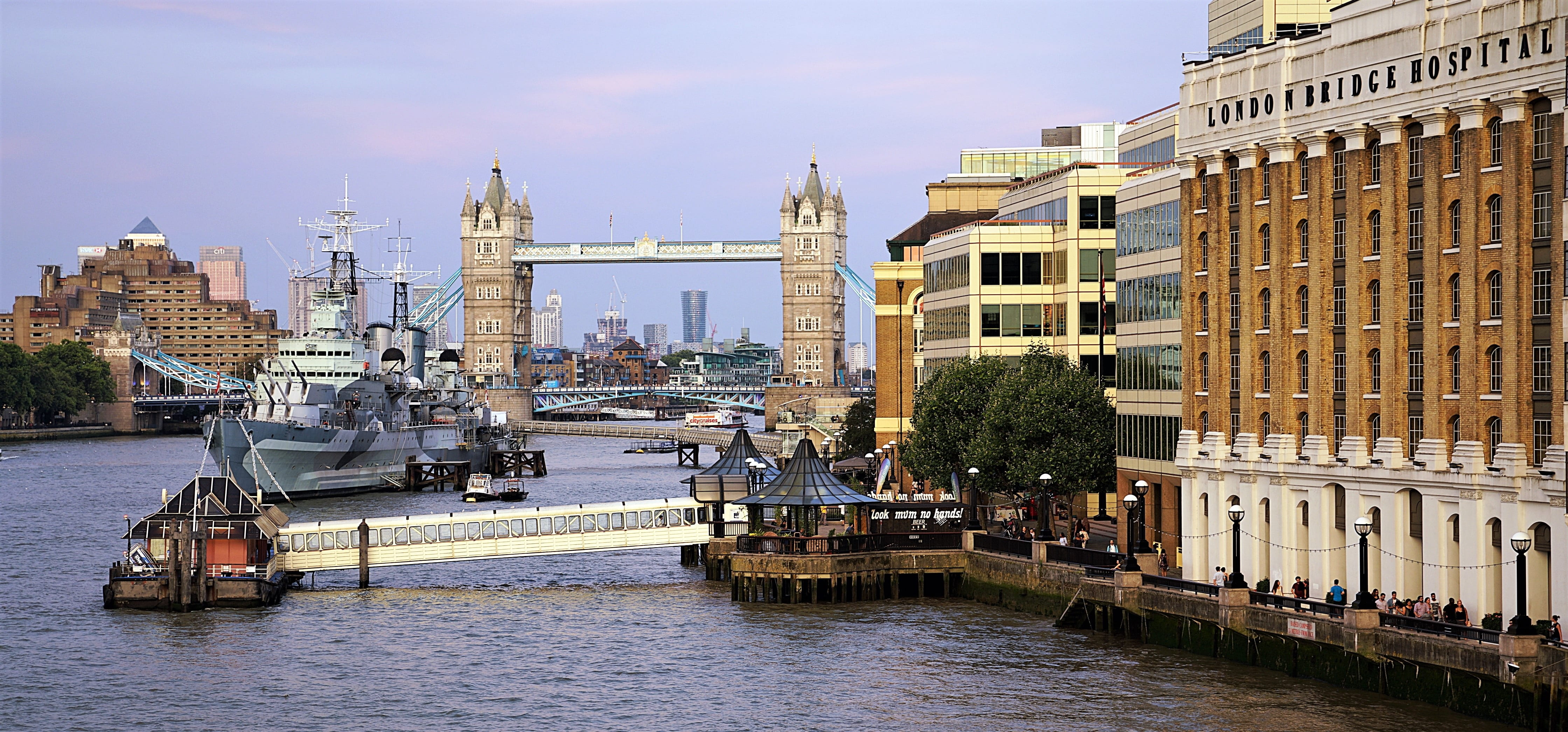 passenger craft, travel destinations, attraction, thames, ferry, london, mode of transportation, river, outdoors, office building exterior, day, water, HD Wallpaper