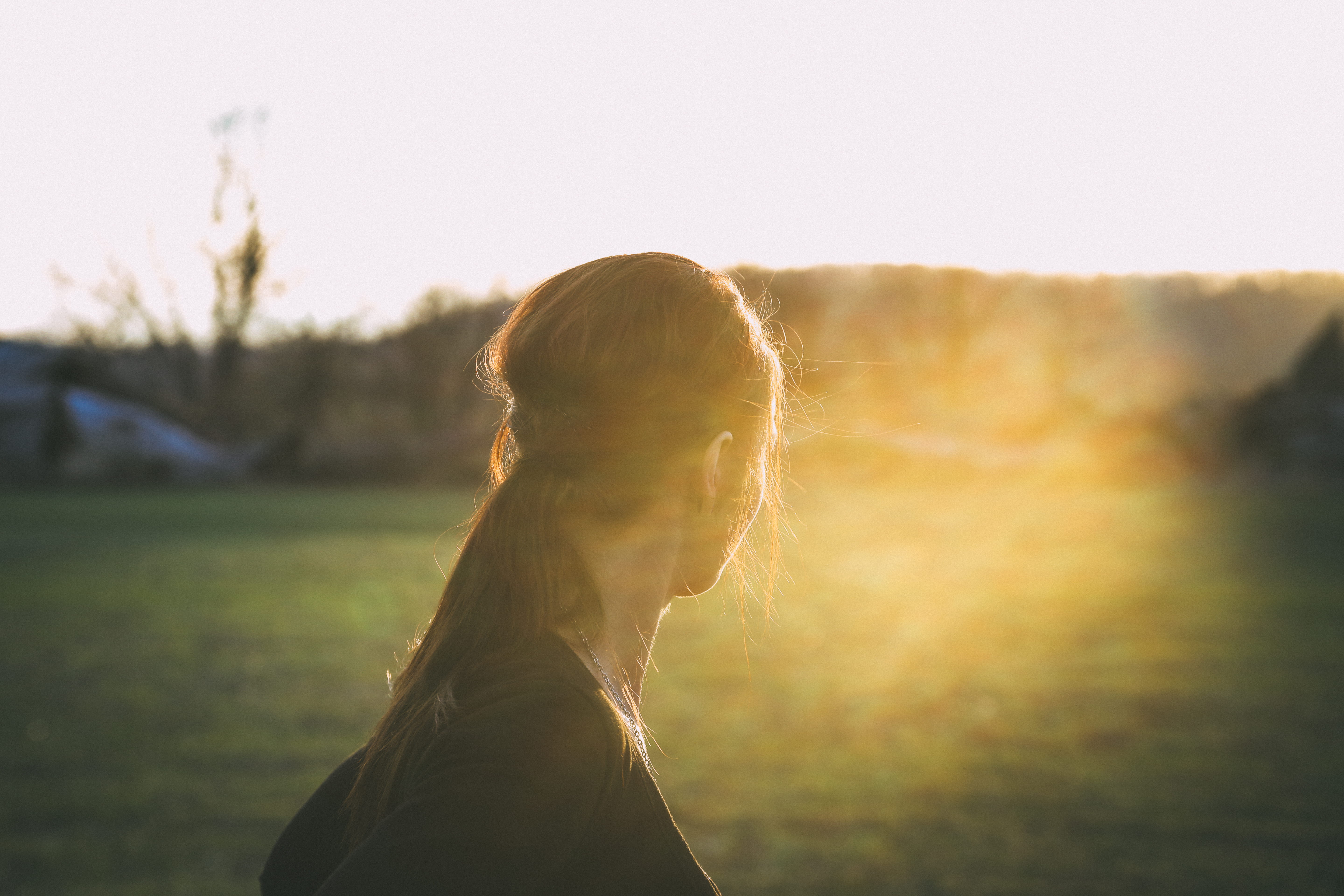 hairstyle, standing, top, 5K, toward, focus on foreground, headshot, portrait, environment, one Person, looking, sun flare, lens flare, females, hair, HD Wallpaper