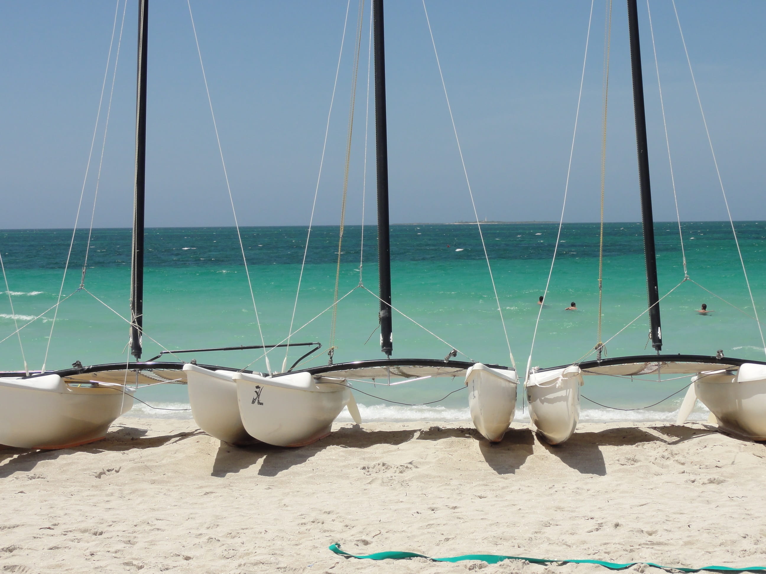 water, Cuba, no people, horizon over water, nature, nautical vessel, sunlight, sand, summer, land, day, transportation, sky, mode of transportation, tranquil scene, HD Wallpaper