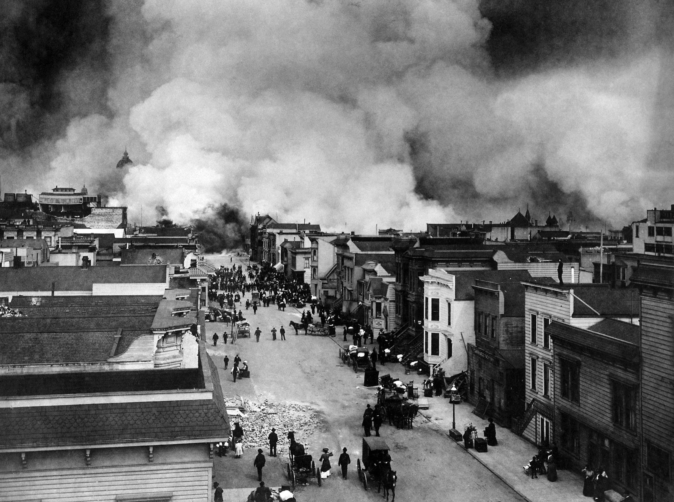 earthquake, flame, arts And Entertainment, building, real people, large group of people, environmental issues, people, san francisco, natural disaster, HD Wallpaper