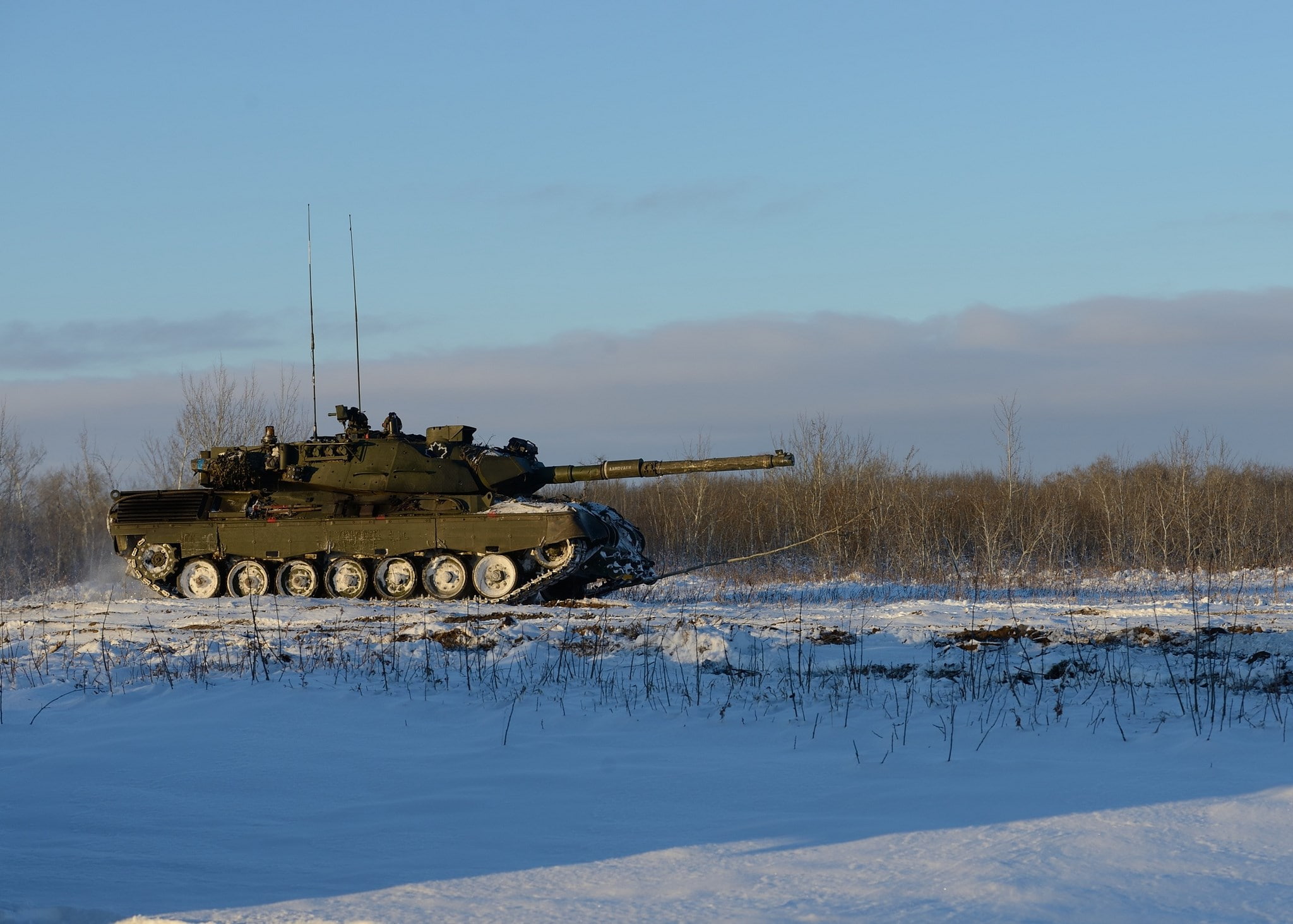 weapon, day, nature, sky, snow, mode of transportation, leopard 1, armed forces, armored tank, field, winter, cold temperature, 1080P, no people, transportation, HD Wallpaper