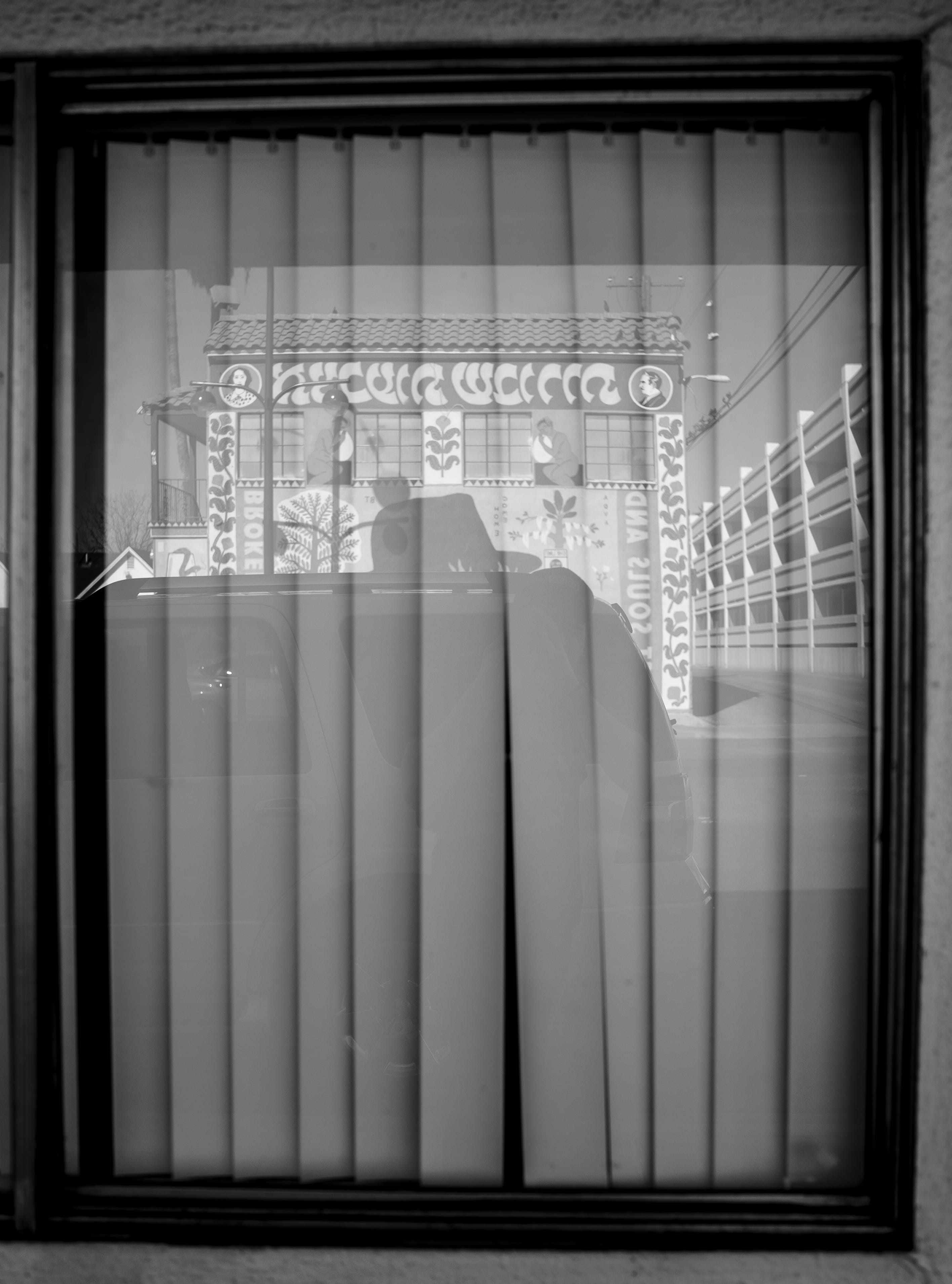 built structure, business, coulds, mirrorless, side by side, 2K, vacation, communication, window, architecture, glass, couple goals, united states, day, Phone HD Wallpaper