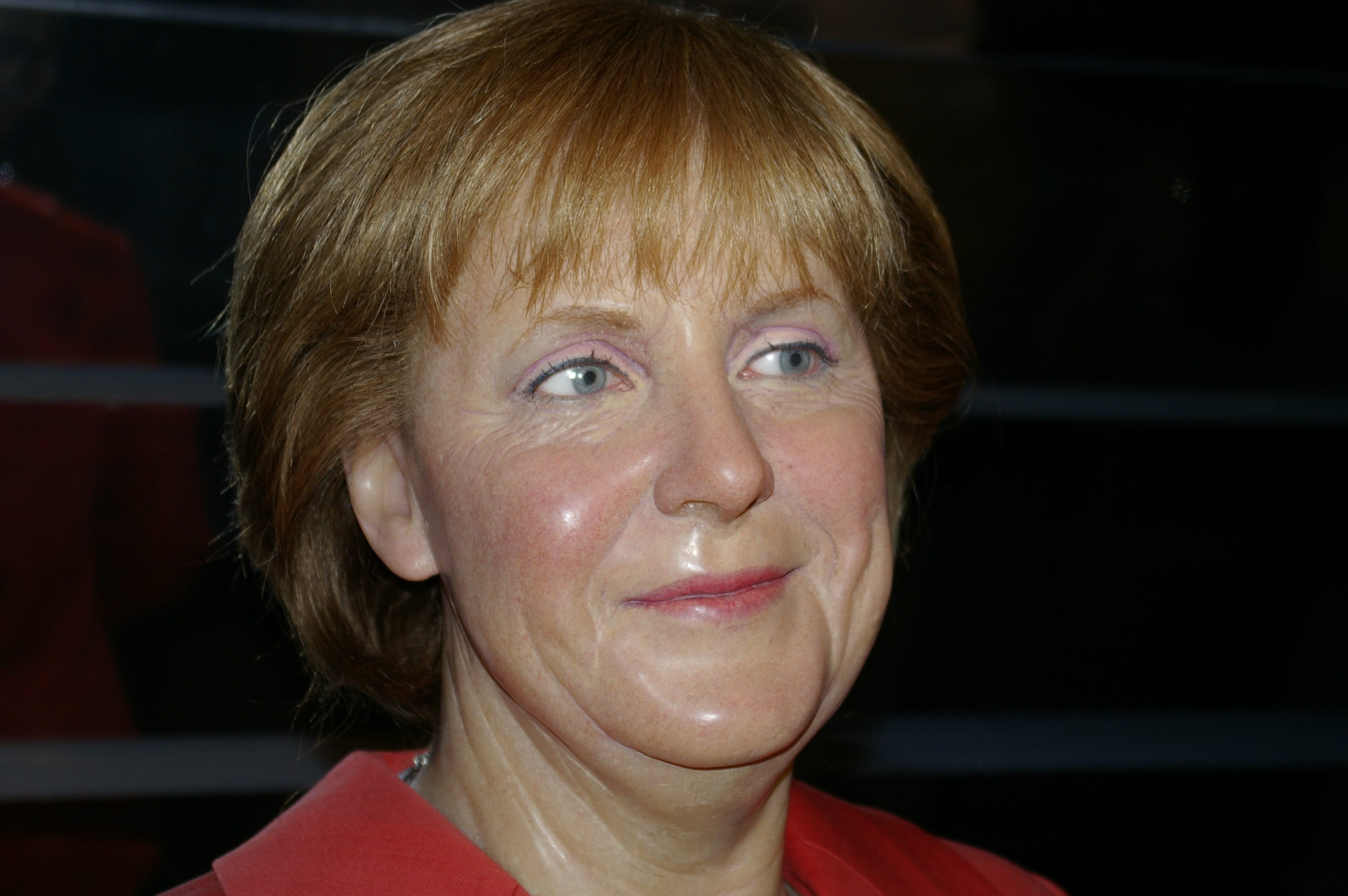 mature women, indoors, madame tussauds, front view, females, black background, Politician, adult, Chancellor, top, woman, Angela Merkel, contemplation, HD Wallpaper