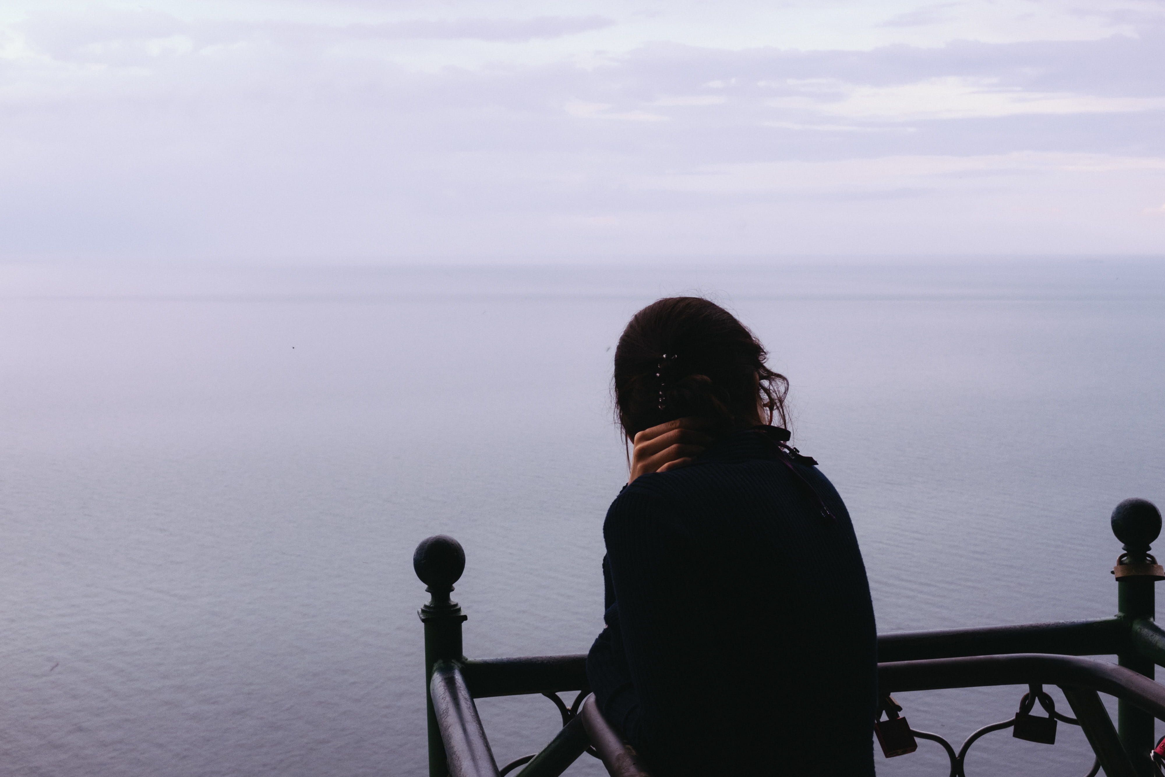 cloud - sky, railing, sunset, scenics - nature, waves, riding, real people, brunette, silhouette, germany, sassnitz, pomerania, clothes, spring, lifestyle, HD Wallpaper