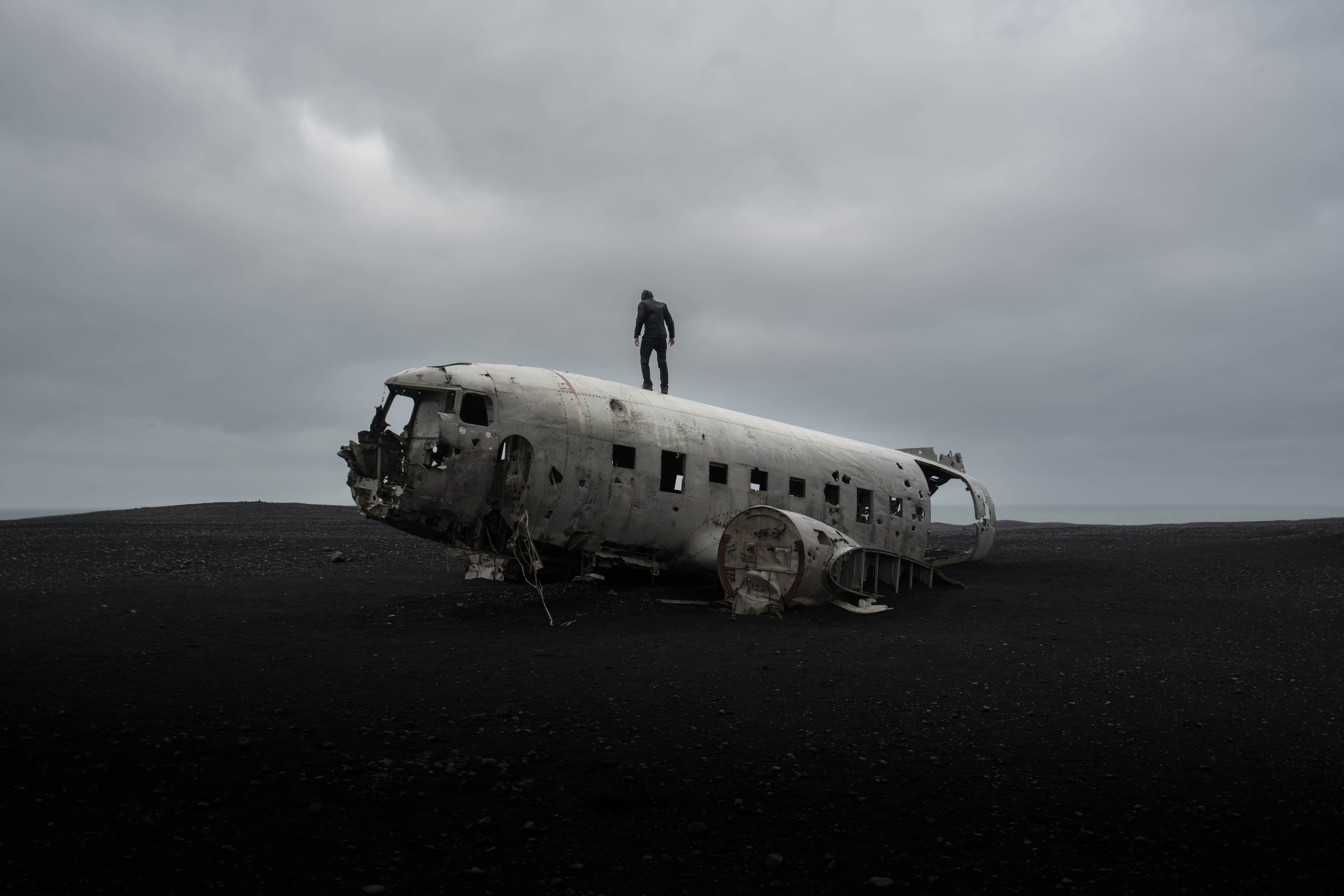 sky, cloud - sky, plane, man, airplane, abandoned, mode of transportation, people, obsolete, travel, decline, transportation, 8K, nature, adult, daytime, HD Wallpaper