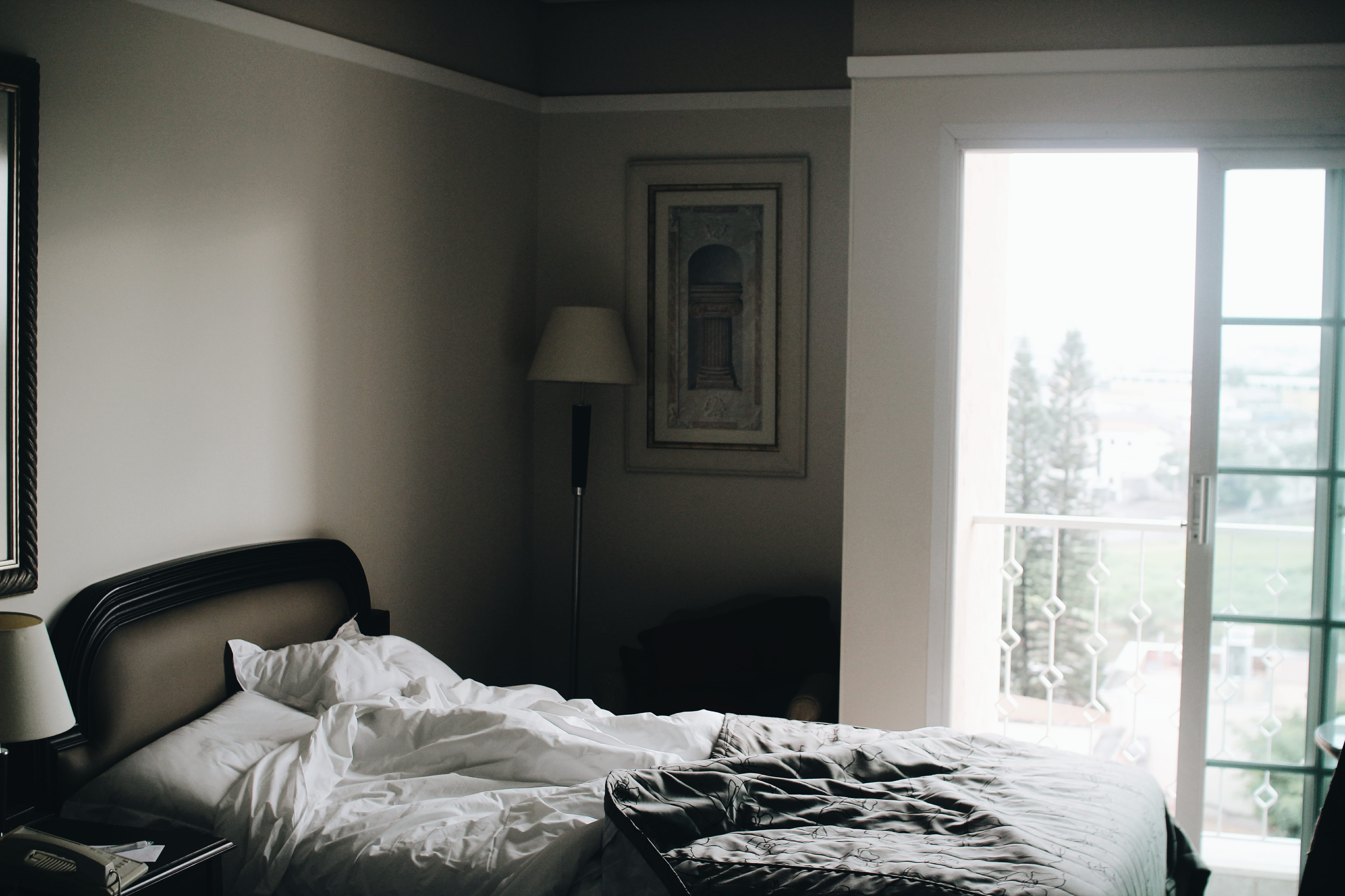 indoors, bedsheet, furniture, pillow, domestic room, cozy, sheet, white color, textile, morning, room, lamp, no people, bedroom, absence, duvet, window, HD Wallpaper