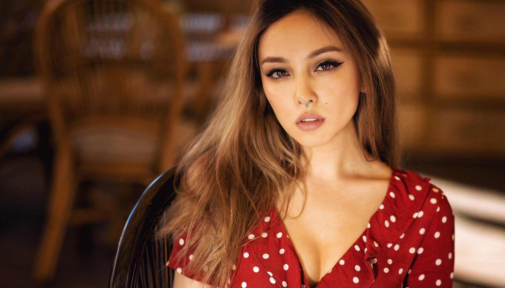fashion, human face, women, young adult, eyeliner, hairstyle, face, adult, beautiful woman, one person, front view, hair, 1080P, looking at camera, long hair, HD Wallpaper