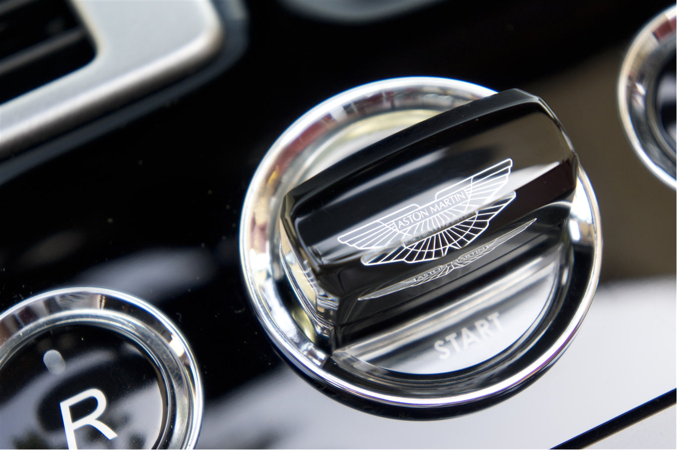 mode of transportation, 720P, car, retro styled, silver colored, indoors, motor vehicle, metal, silver - metal, wealth, close-up, reflection, land vehicle, HD Wallpaper