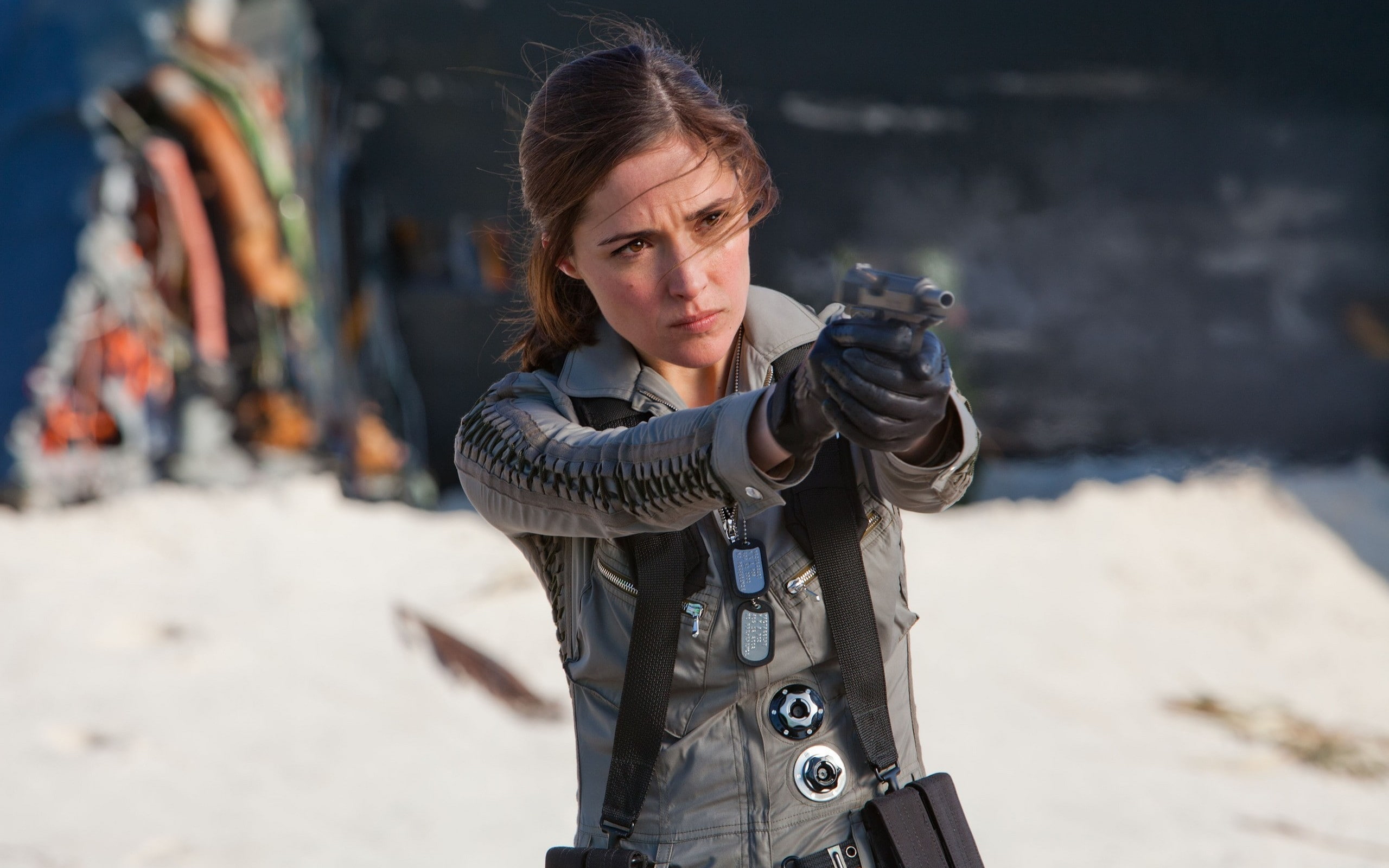 byrne, 2K, x, rose, first, class, action, gun, men, woman, HD Wallpaper