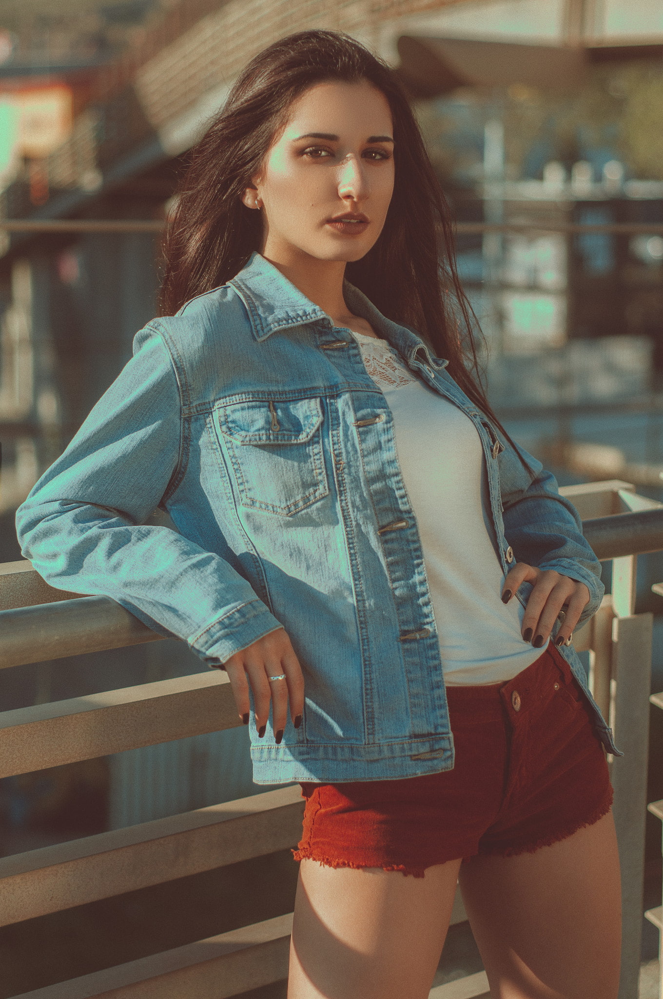 portrait, long hair, 500px, jean shorts, Ruben Cid, painted nails, women, 1080P, Phone HD Wallpaper