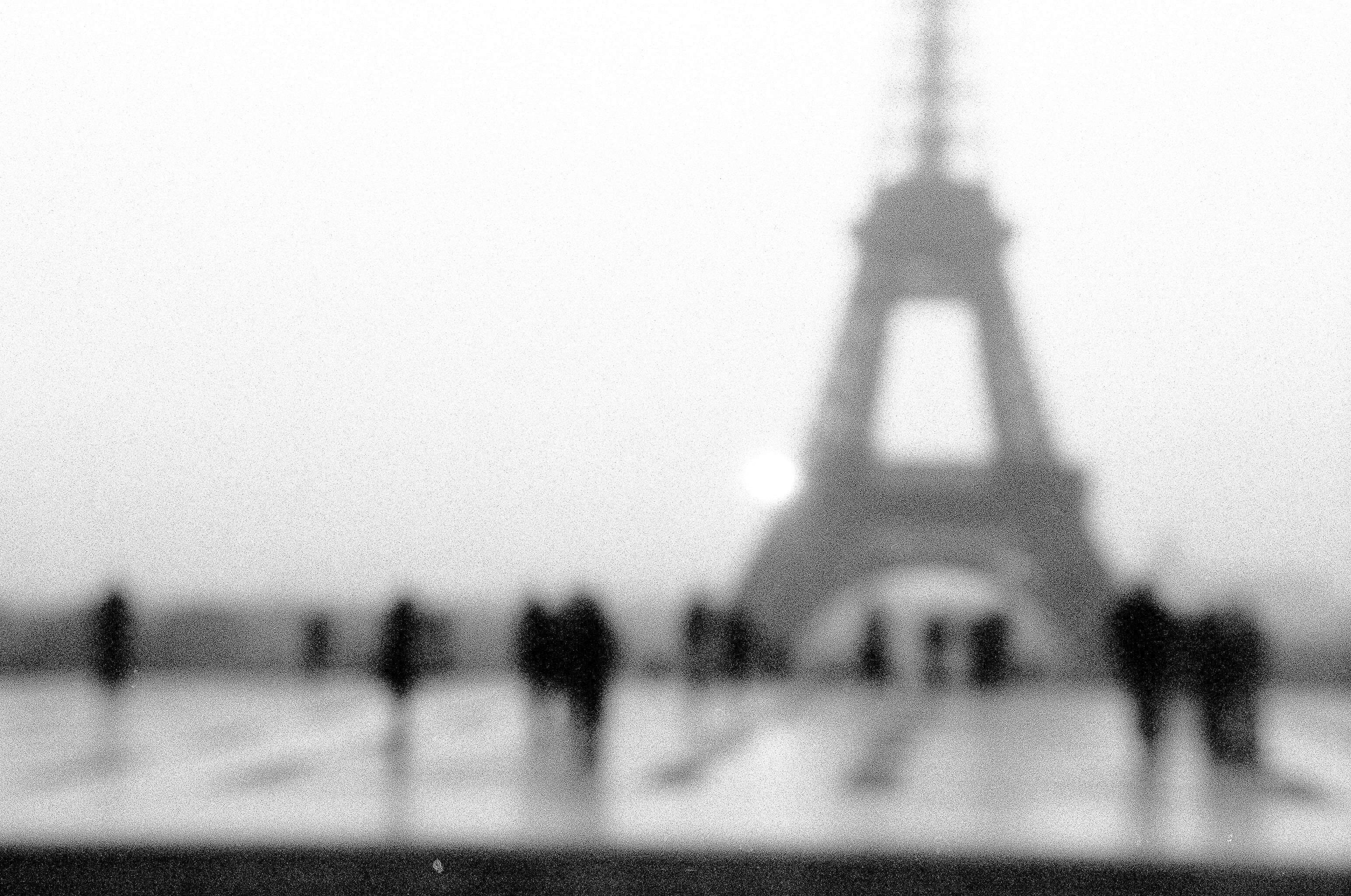 europe, sad, tourist, eU, tourism, outdoors, landmark, classic, view, tower, tall - high, beams, incidental people, romantic, dust, eiffel Tower, blurred, HD Wallpaper