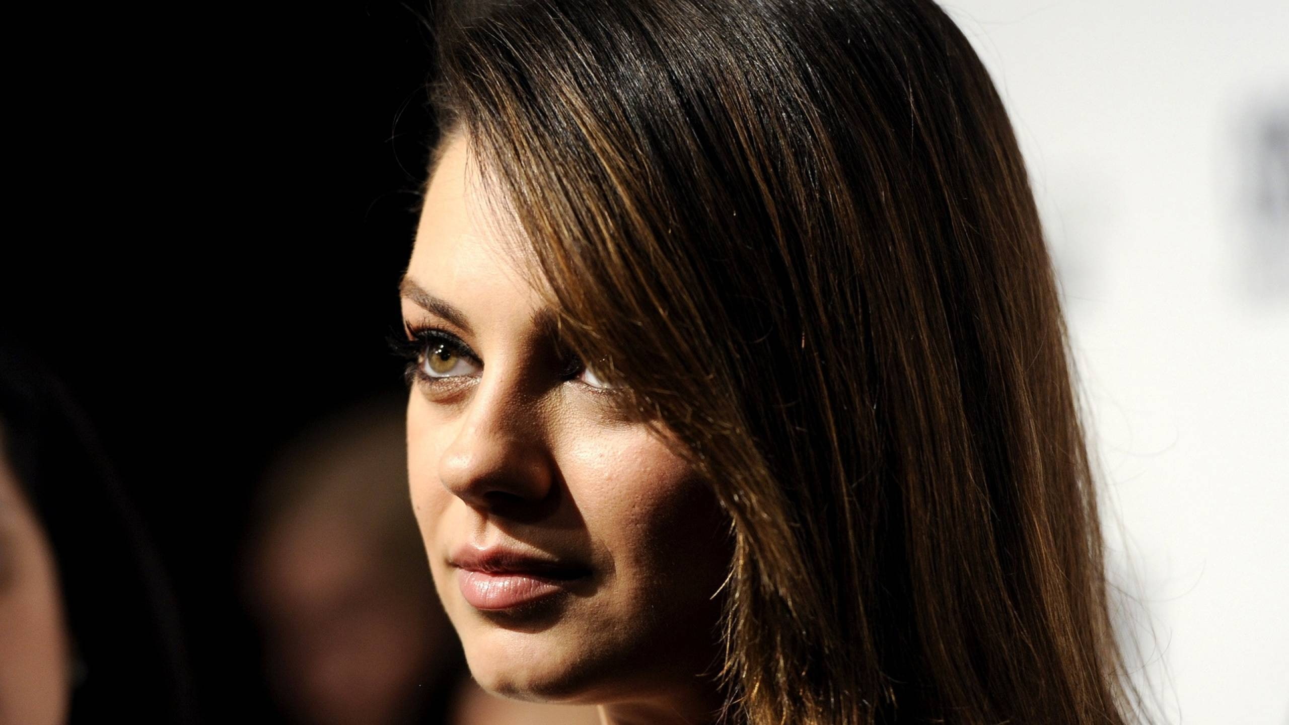 young, beautiful, close, kunis, family guy, mila, 2K, HD Wallpaper