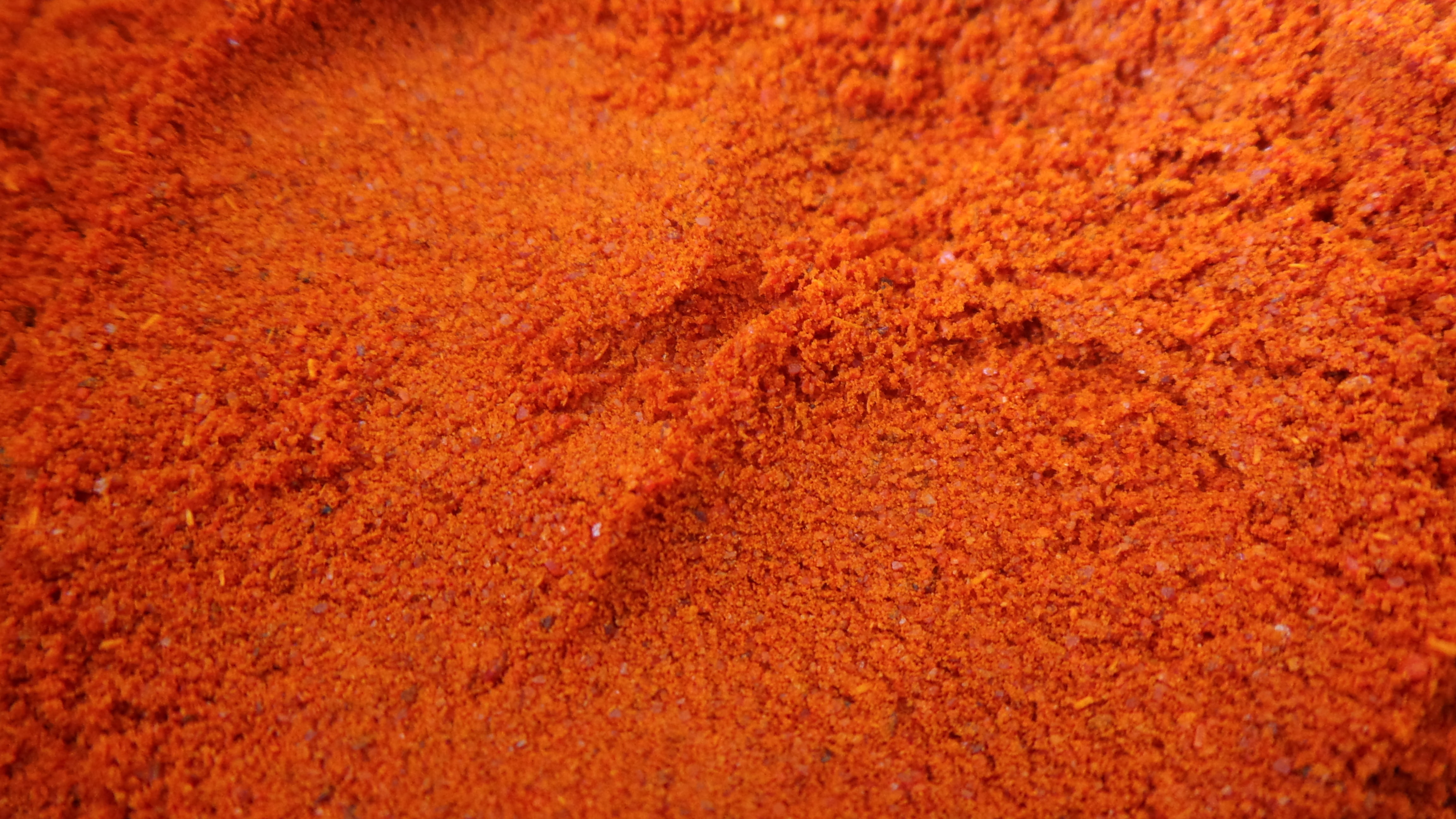 chili, sport, sand, no people, chili powder, red, orange, sharp, cayenne, textured, pattern, selective focus, spice, land, environment, powders, orange color, HD Wallpaper
