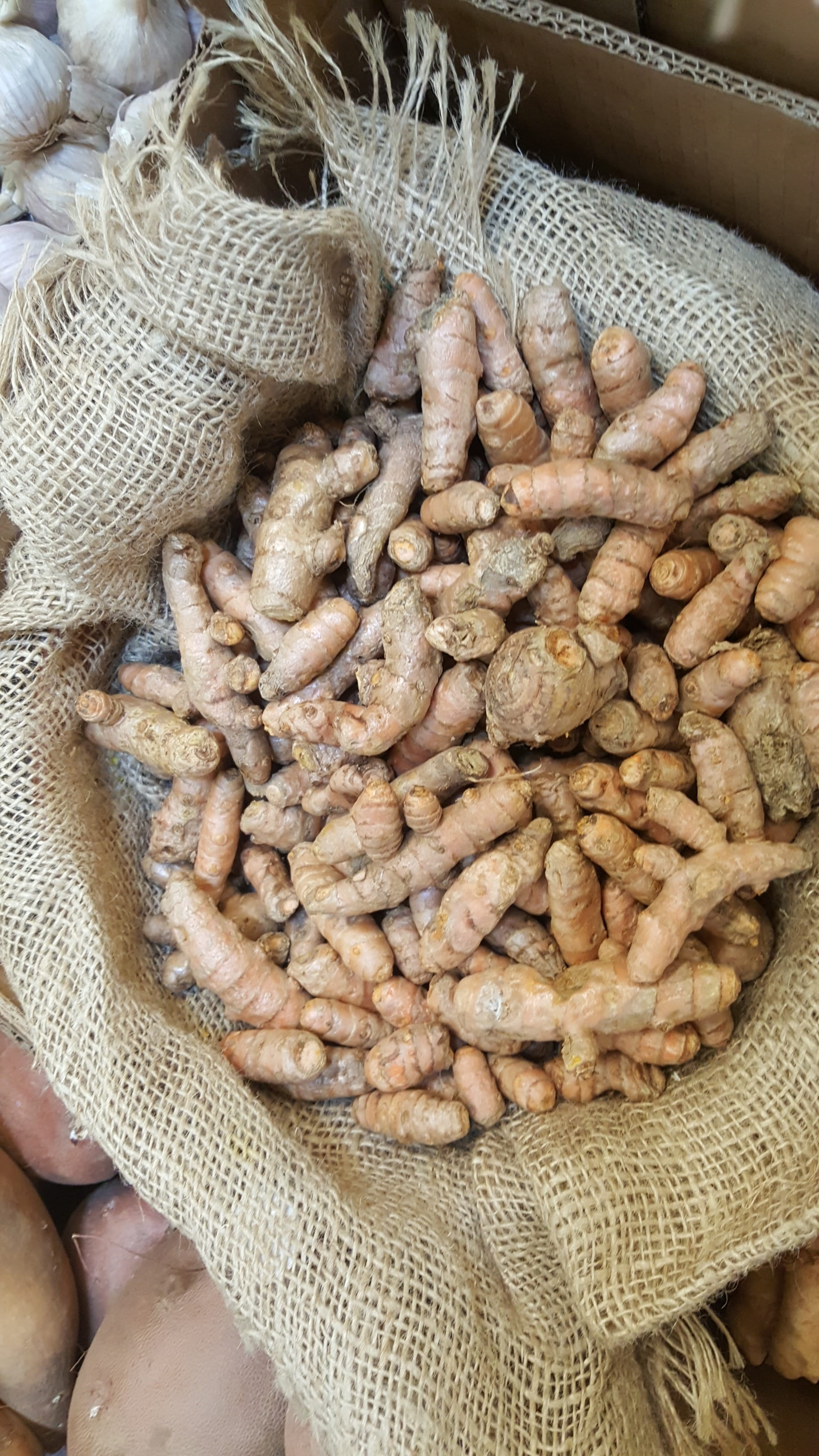 market, day, natural, sack, large group of objects, healthy, nut, cuisine, spice, human body part, for sale, bulk, peanut - food, still life, high angle view, Phone HD Wallpaper