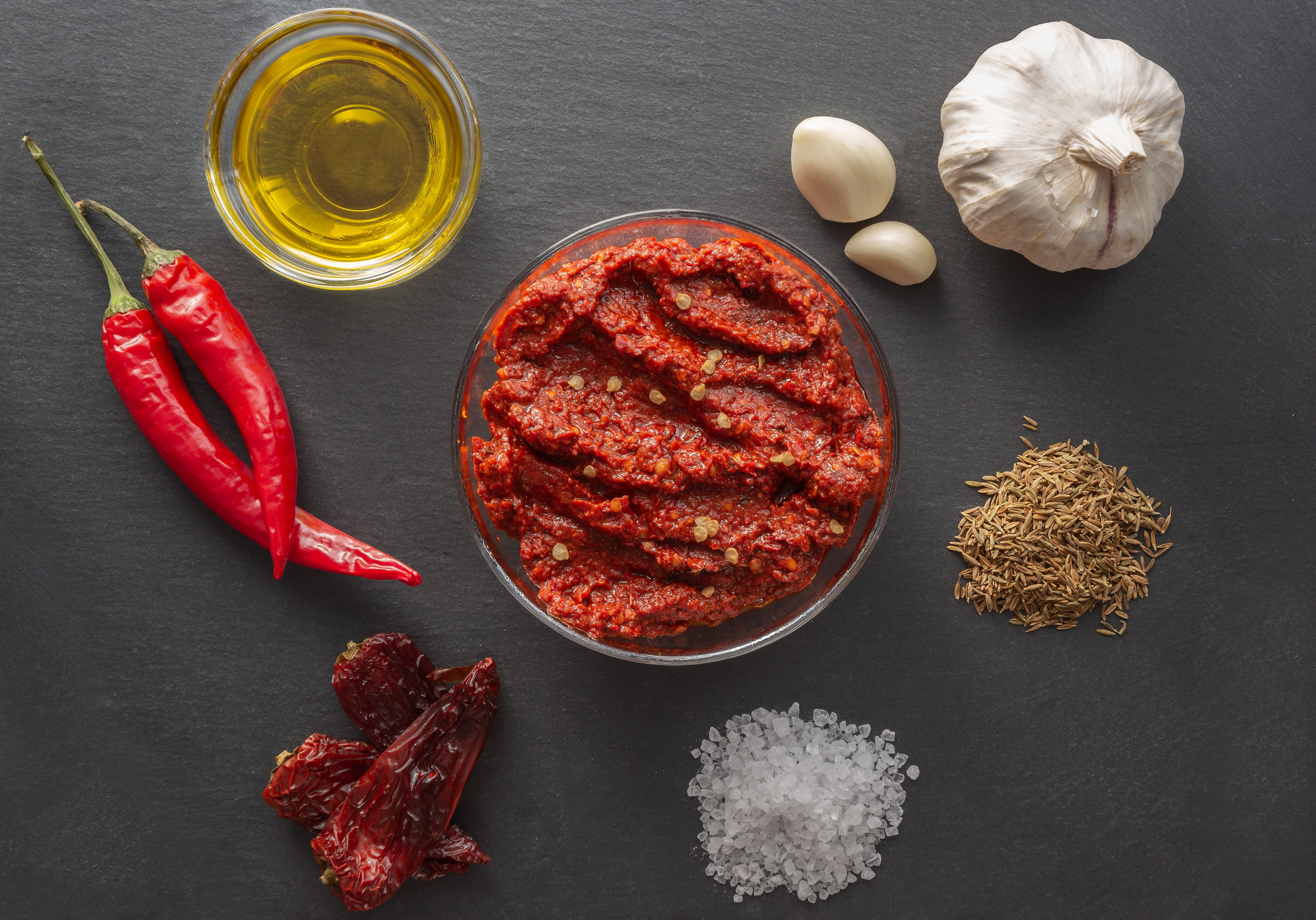 berbere, freshness, healthy eating, no people, indoors, north africa, paprika, red chili pepper, food, spice, studio shot, garlic clove, food and drink, HD Wallpaper