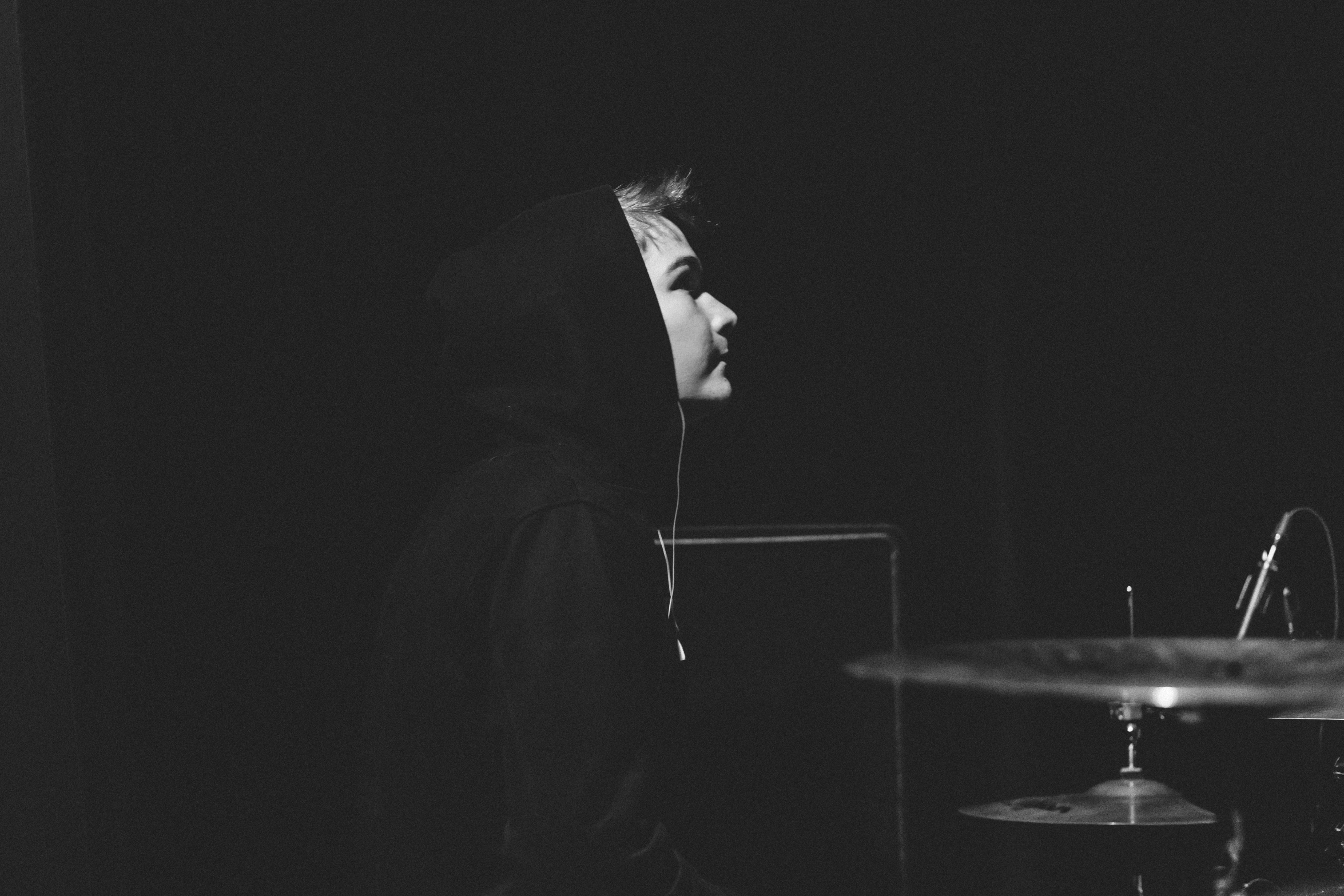 men, black background, microphone, one person, skill, colour, drink, music, body, women, black and white, drum, drummer, young adult, business, glass, food and drink, HD Wallpaper