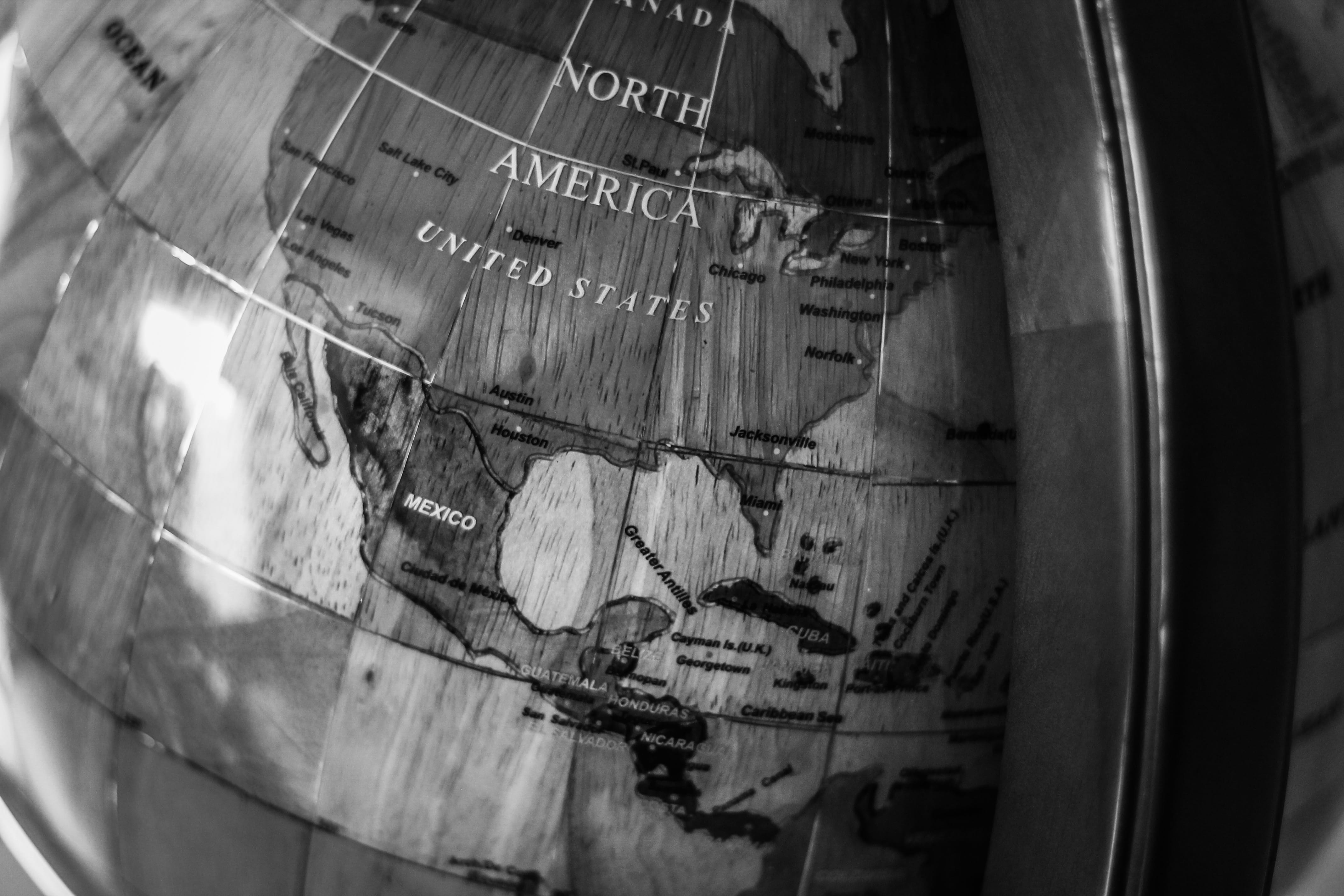 detail, no people, reflection, glass - material, planet, indoors, damaged, bw, handwriting, america, autlán de navarro, close-up, wood - material, bandw, HD Wallpaper