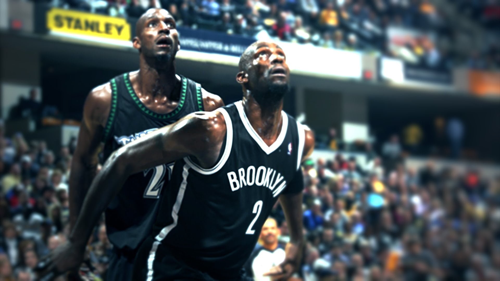 spectator, Kevin Garnett, NBA, competition, focus on foreground, incidental people, young adult, clothing, adult, 1080P, basketball, real people, emotion, HD Wallpaper